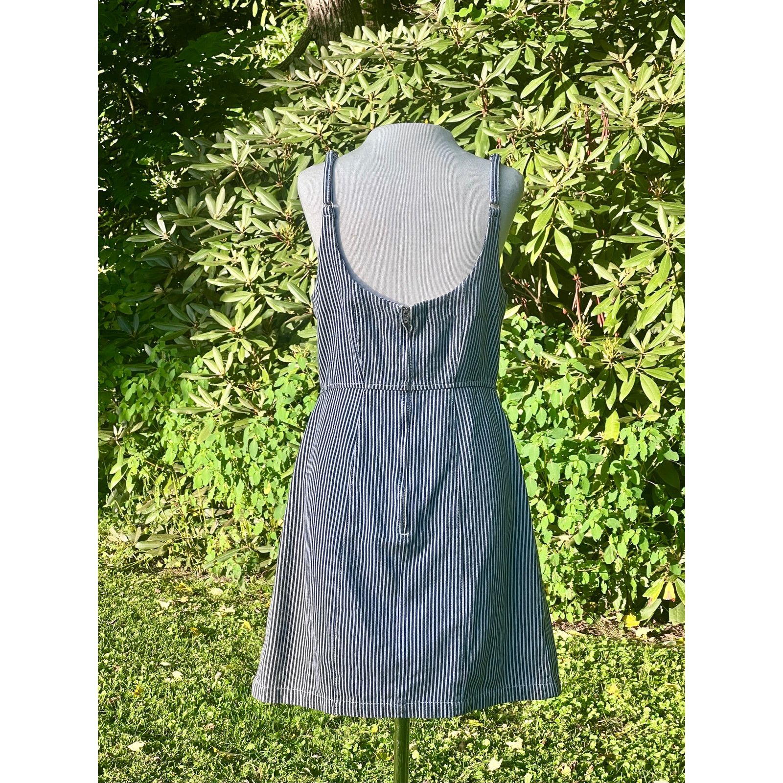 Bdg BDG Urban Outfitters Sleevless Tank Dress M Striped Denim Size M / US 6-8 / IT 42-44 - 3 Thumbnail