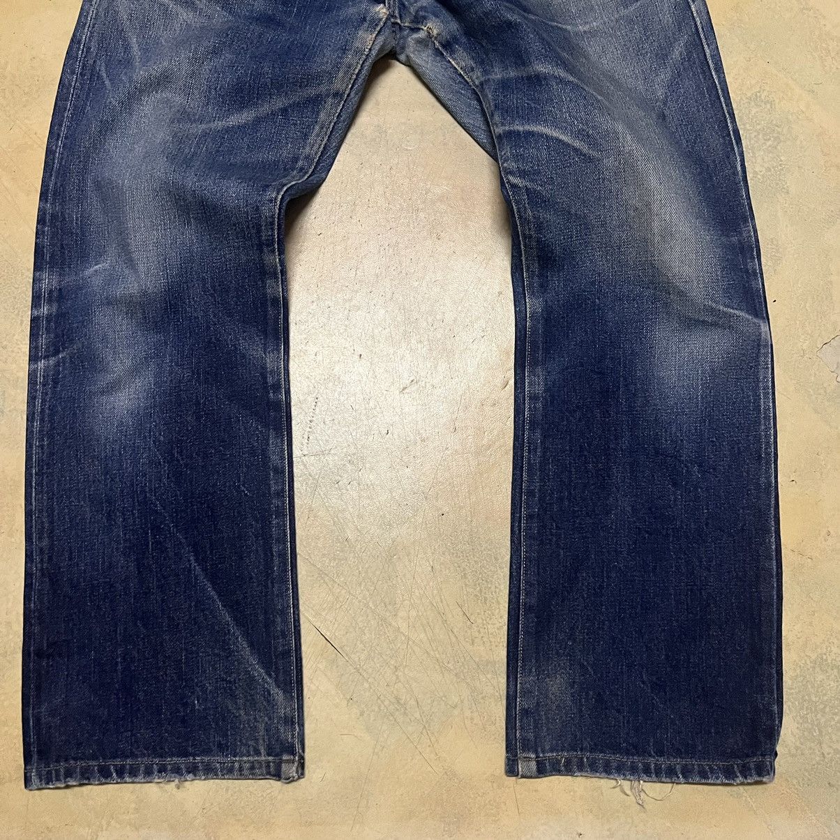 Japanese Brand Back Number Selvedge Distressed Design Denim Jeans Size US 33 - 5 Thumbnail