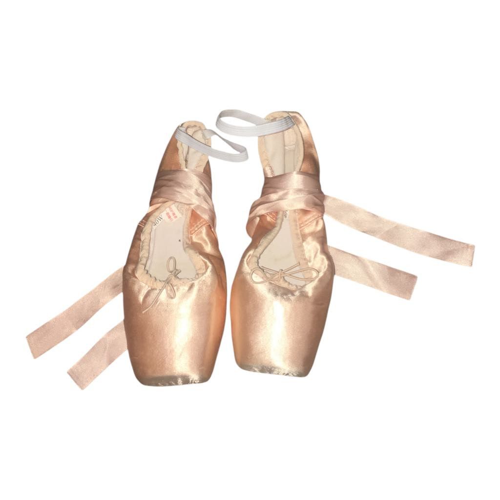 Other DayDance Ballet Pointe Dance Shoes Ribbon Ballerina Size 40 Size US 11 / IT 41 - 16 Thumbnail