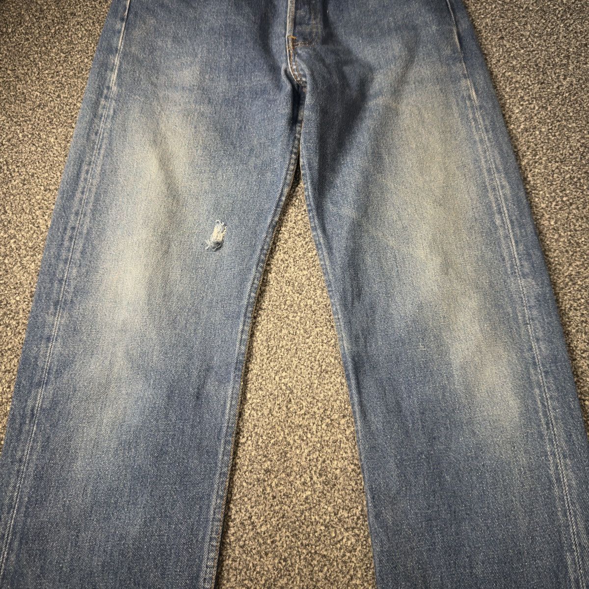 Levi's Vintage Clothing 90s Levis 501 Aging Denim Made in Usa W31 Size US 31 - 4 Thumbnail