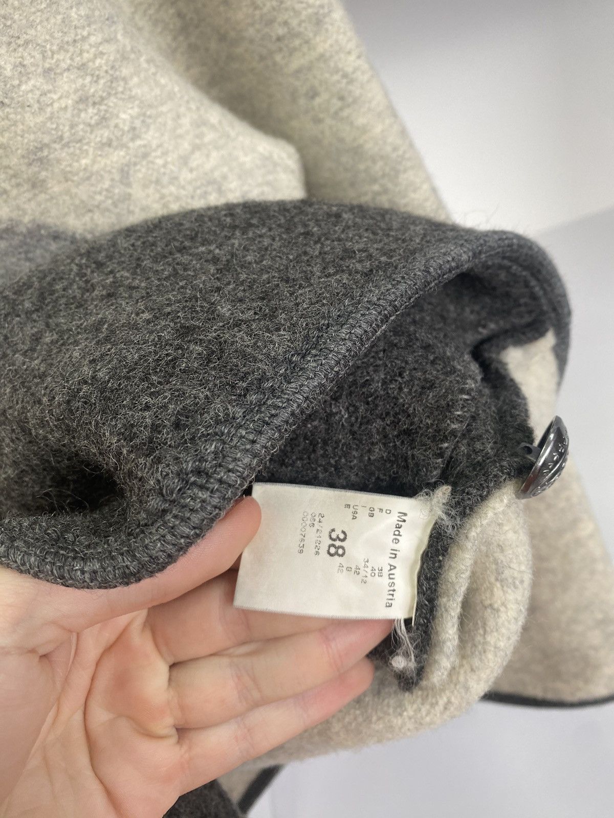Designer × GIESSWEIN × Vintage Vintage GIESSWEIN WOOL SWEATER Womens Austria Cardigan Size XS / US 0-2 / IT 36-38 - 9 Thumbnail
