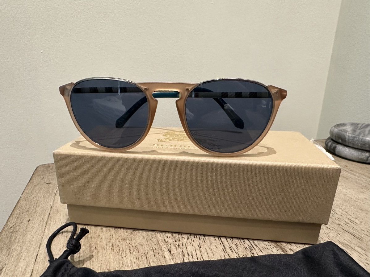 Burberry Burberry Matte Light Blue Sunglasses Size ONE SIZE - 4 Thumbnail