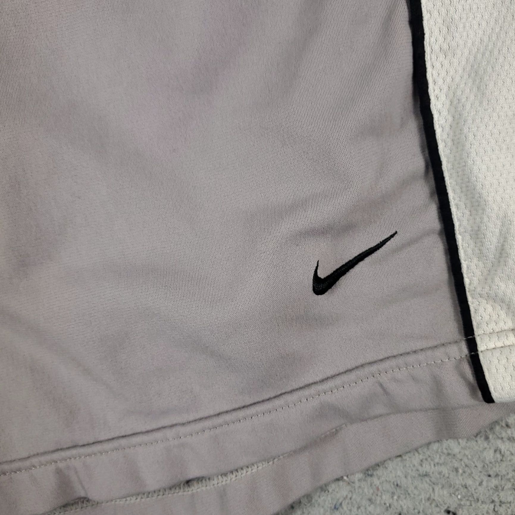Nike VINTAGE Nike Shorts Mens XL Gray Active Athletic Running Jogging Gym Size US 36 / EU 52 - 2 Thumbnail