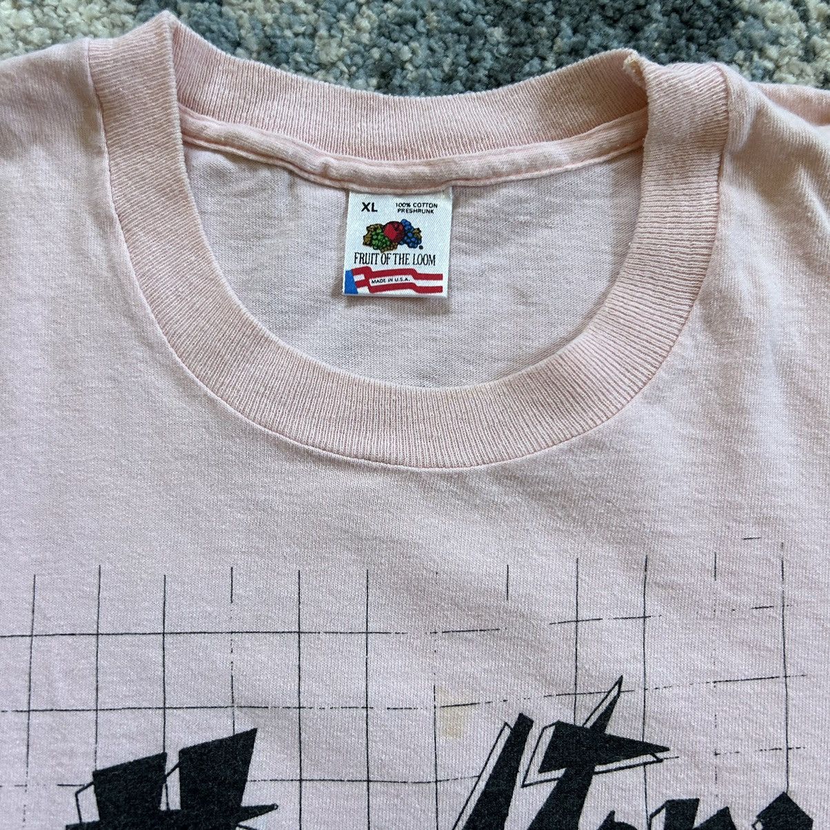 Band Tees × Fruit Of The Loom × Vintage 90s PALE PiNK SiNGLE STiTCH HARDTOPS LiVE MUSiC ARKANSAS TEE Size US XL / EU 56 / 4 - 4 Thumbnail