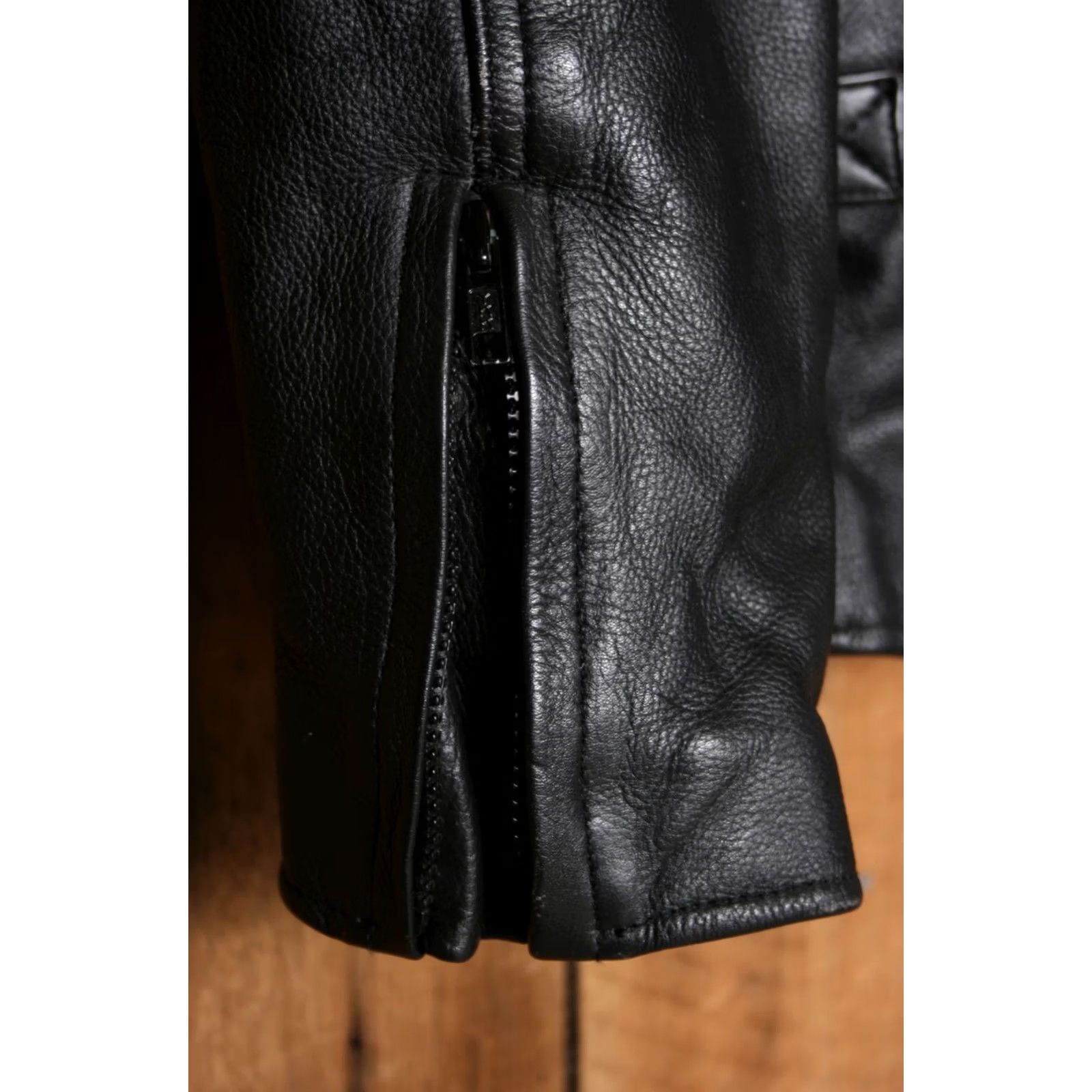 Vintage VINTAGE Leather King Jacket Women 3XL Black Striped Biker Leather King Jacket 3XL Women's Size XXL / US 16-18 / IT 52-54 - 6 Thumbnail