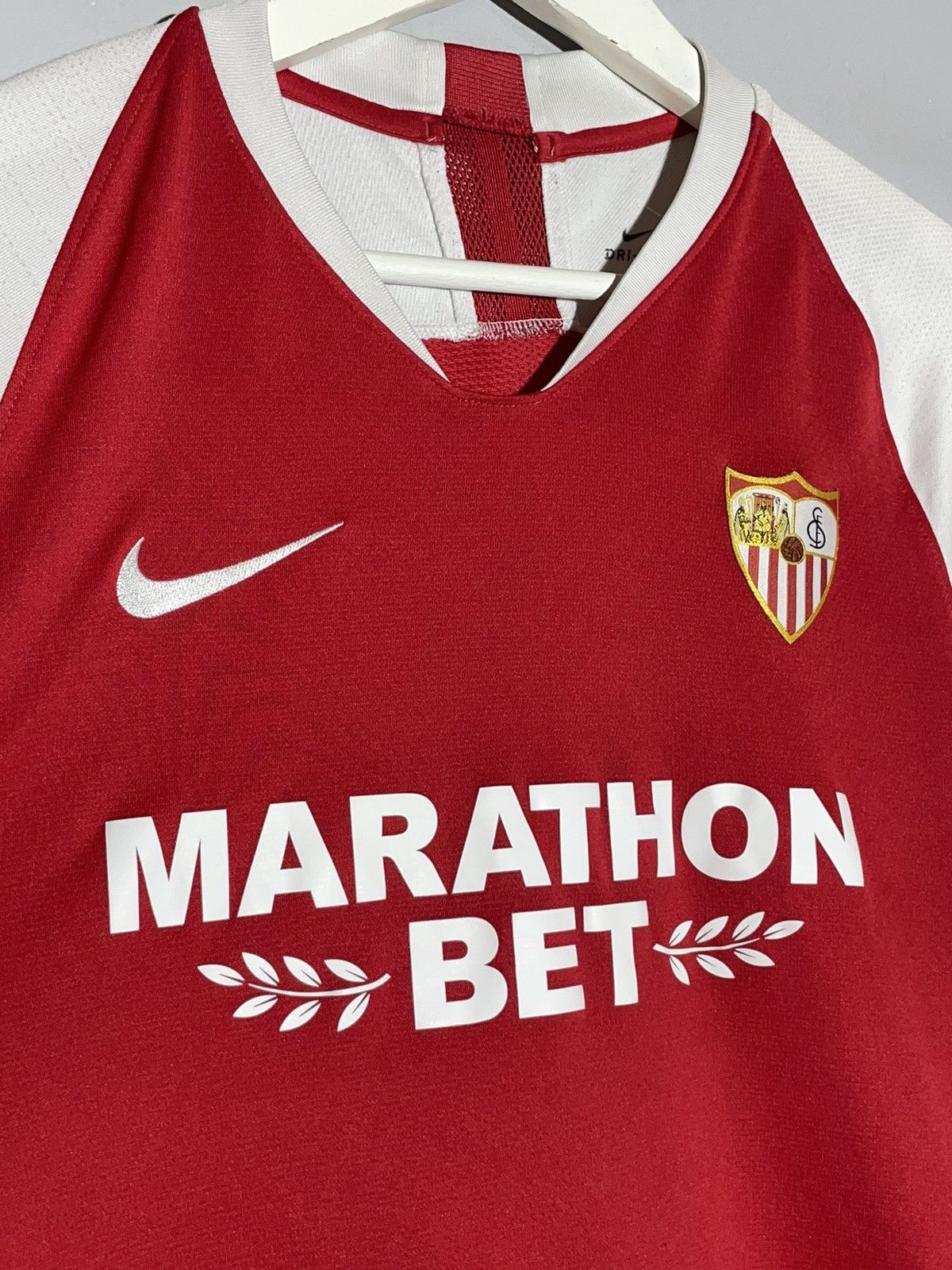 Nike FC Sevilla Nike 2019/20 Home Y2k Streetwear Football Shirt Size US XL / EU 56 / 4 - 3 Thumbnail