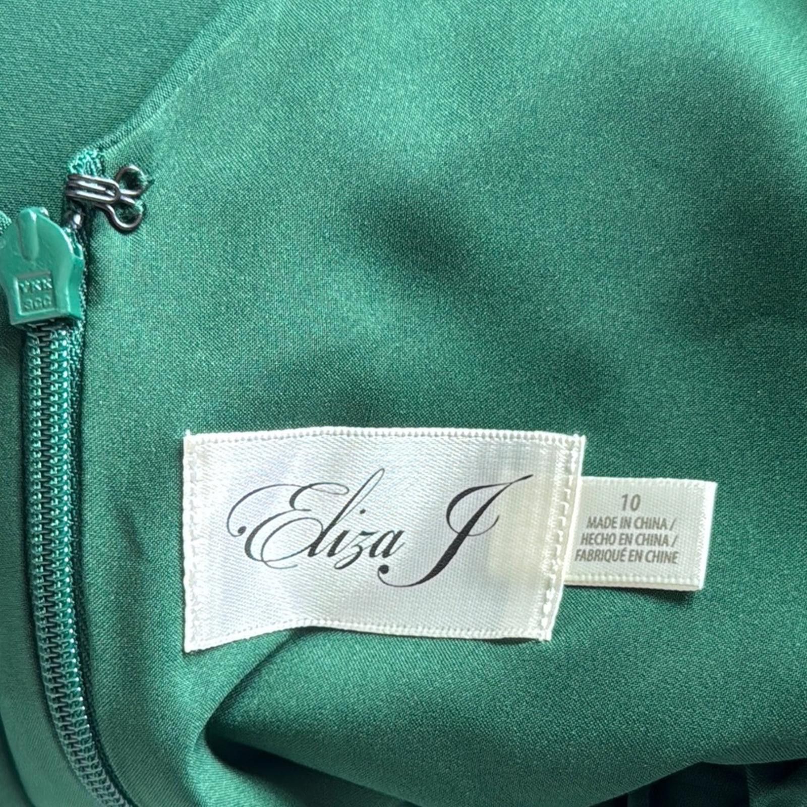 Designer Eliza J Ruffle Front Gown Dress Size 10 Green Size L / US 10 / IT 46 - 12 Thumbnail