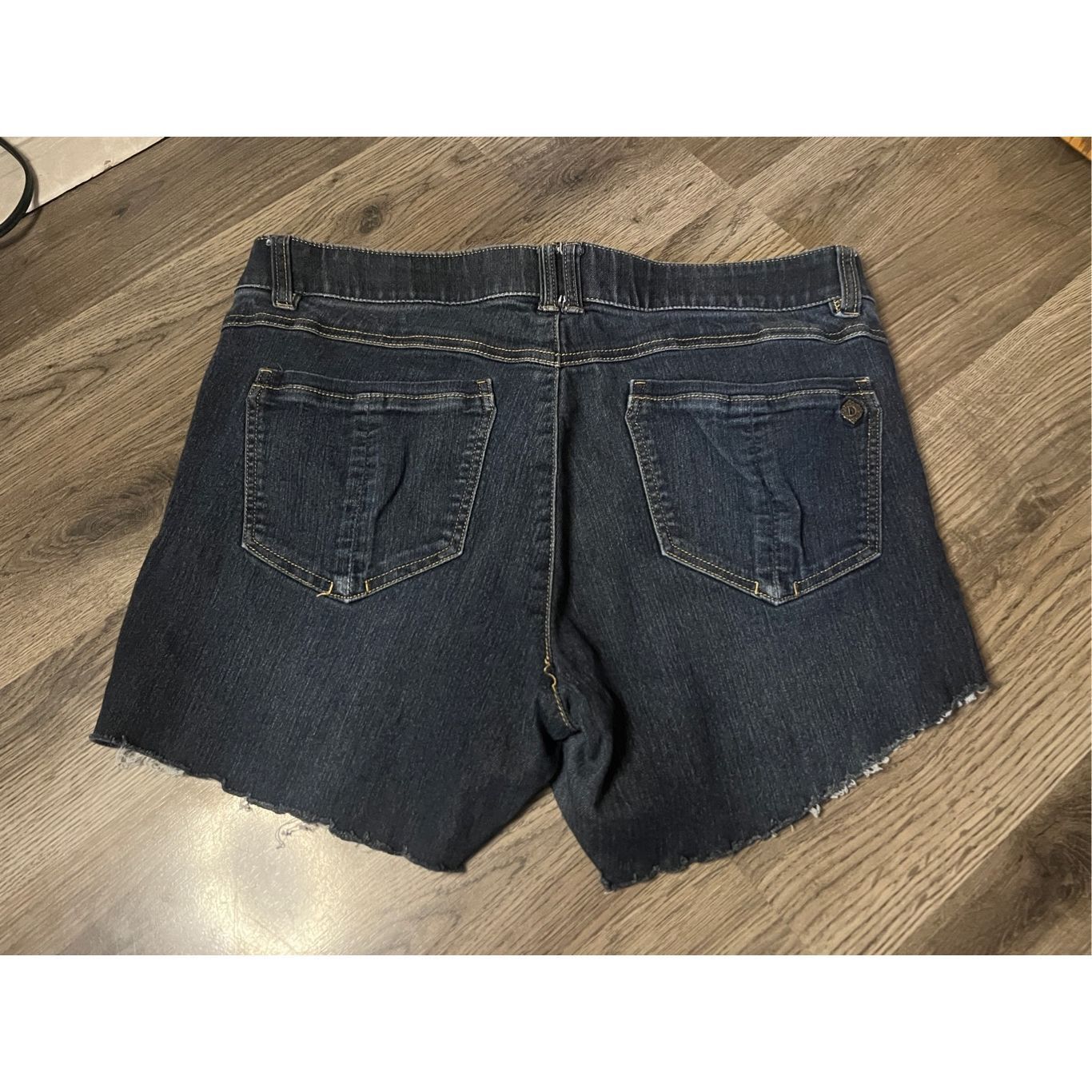 Other Democracy Blue Jean Cut Off Shorts Woman’s Size 12 Size 34" / US 12 / IT 48 - 7 Thumbnail