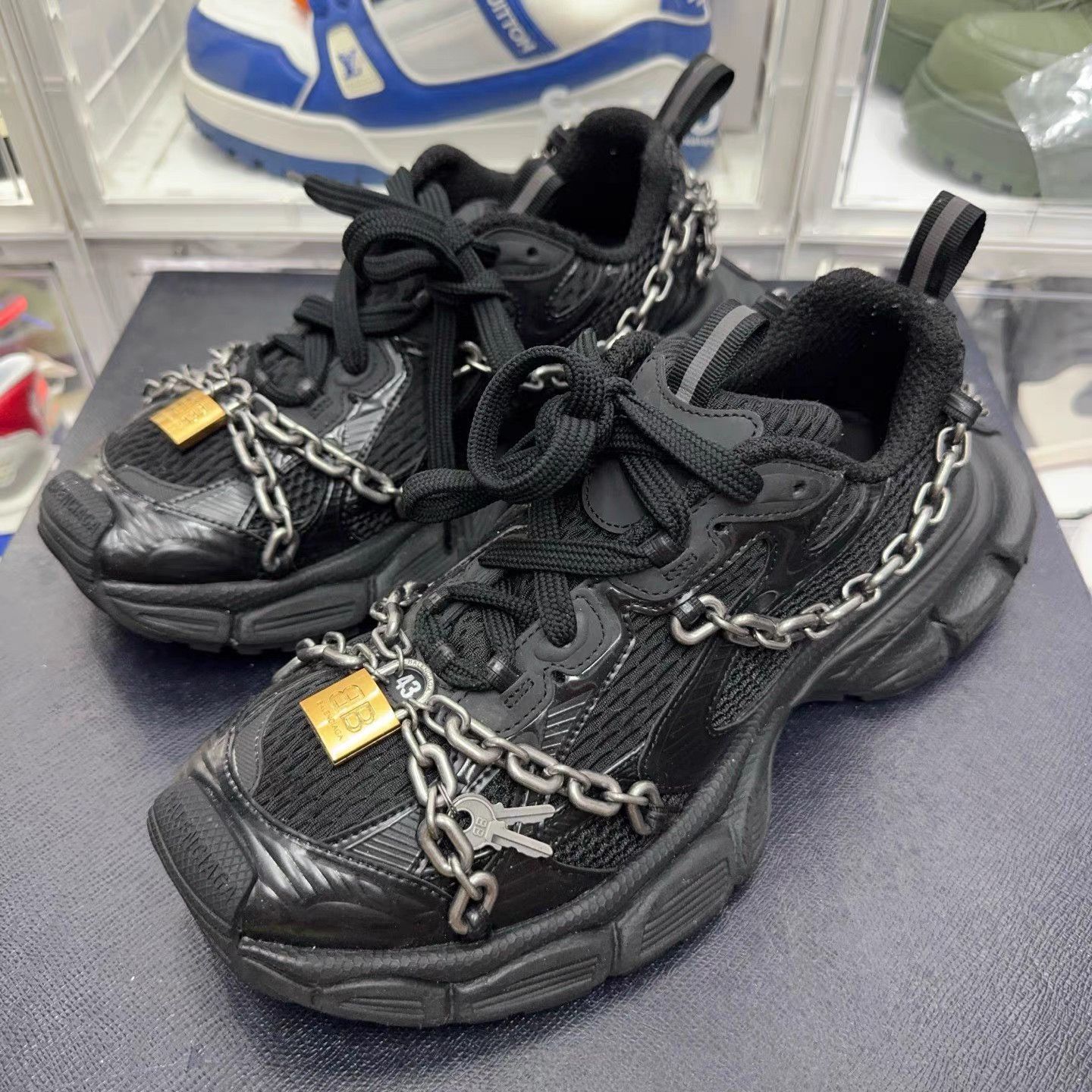 Balenciaga Black Chain-Accented Chunky Sneakers Size US 10 / EU 43 - 1 Thumbnail