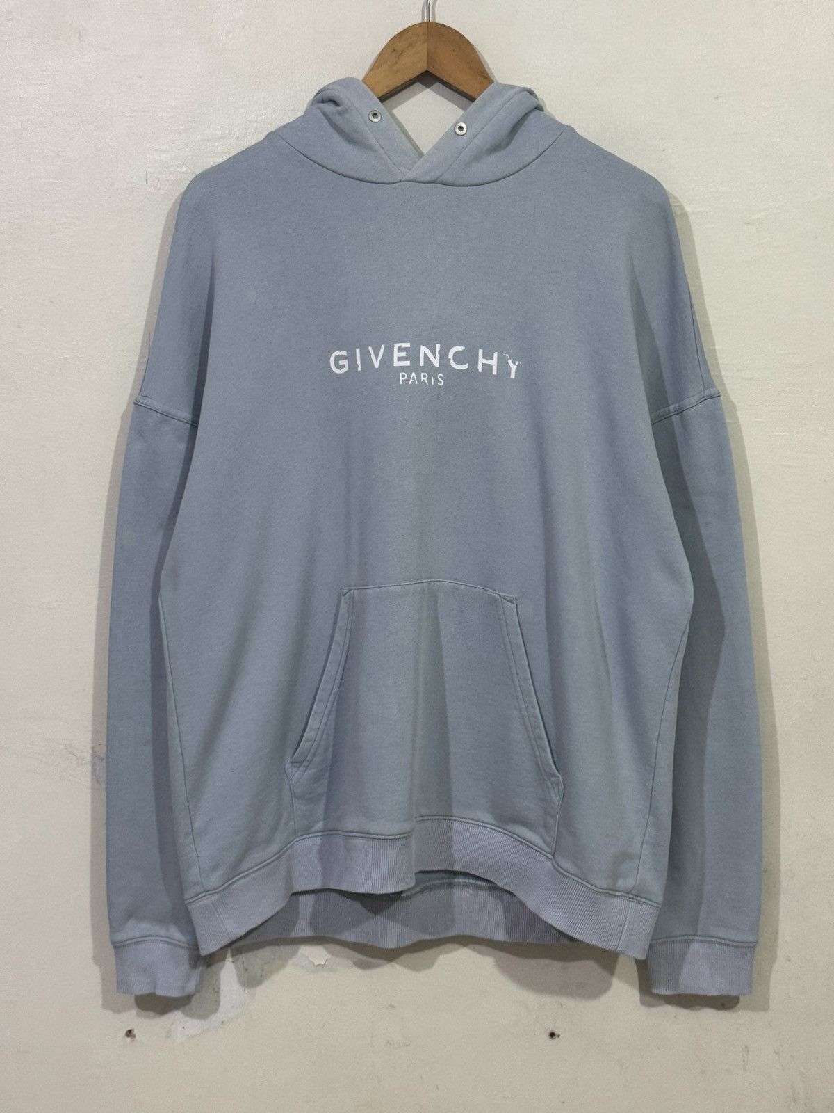 Givenchy Givenchy Distressed Logo Hoodie Size US L / EU 52-54 / 3 - 2 Thumbnail