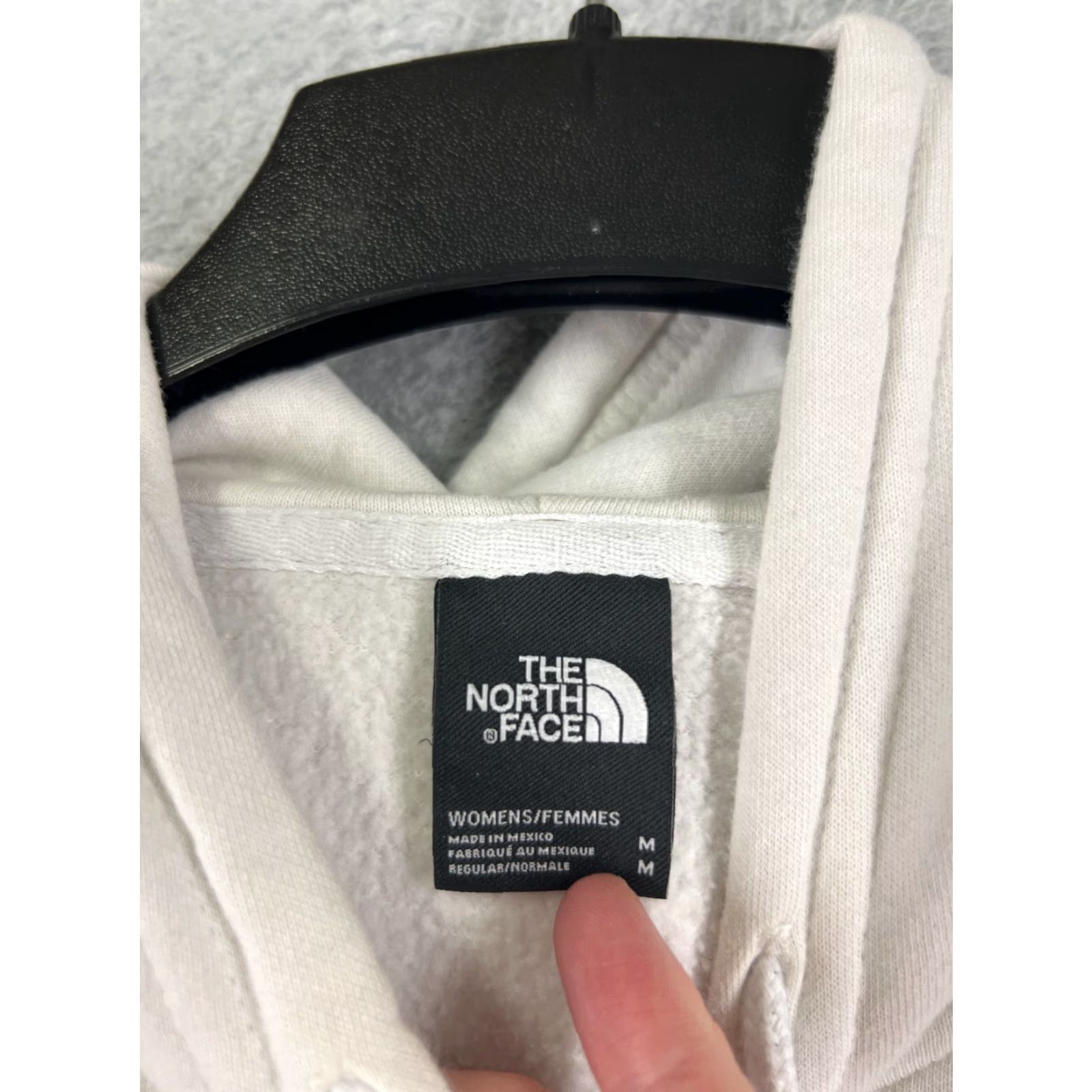 The North Face The North Face Hoodie Womens Medium White Activewear Pullover Cotton Drawstring Long Sleeve Logo Size M / US 6-8 / IT 42-44 - 3 Thumbnail