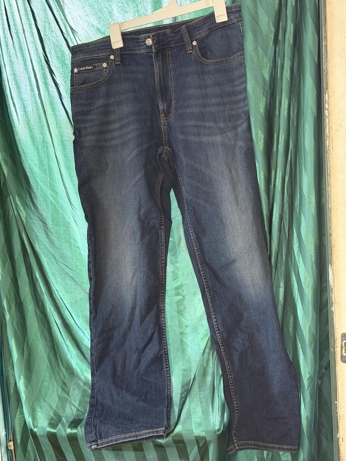 Calvin Klein Calvin Klein Men's Dark Wash Denim Jeans 36x32 Size US 36 / EU 52 - 1 Thumbnail