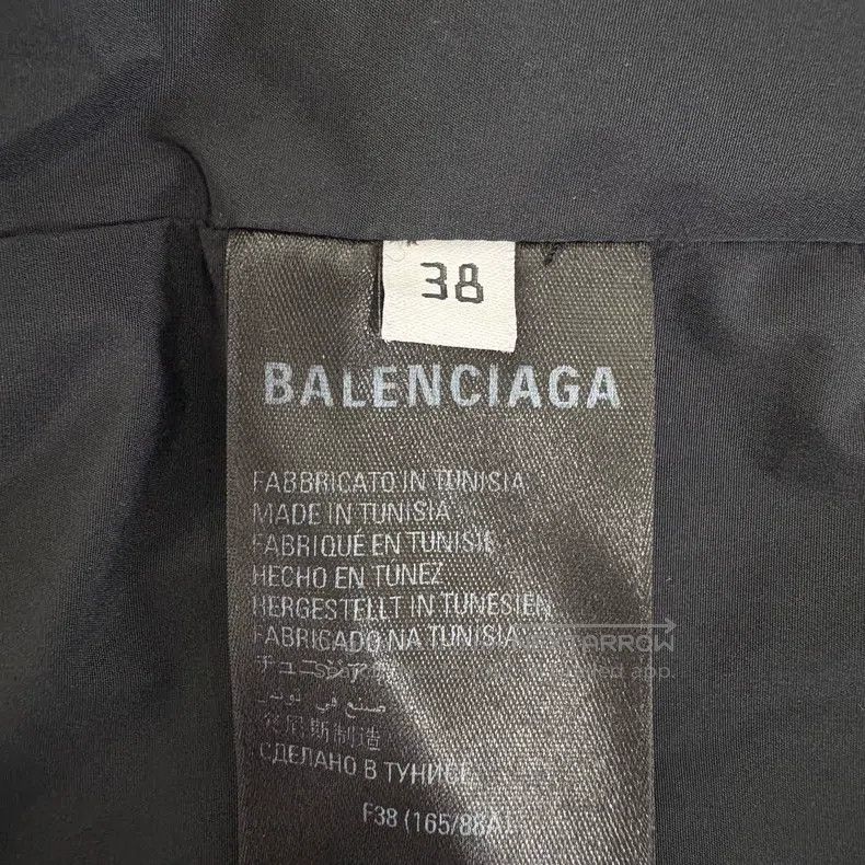 Balenciaga Balenciaga Double Hook Boomerang Bread Down Jacket Beige Size XS / US 0-2 / IT 36-38 - 5 Thumbnail