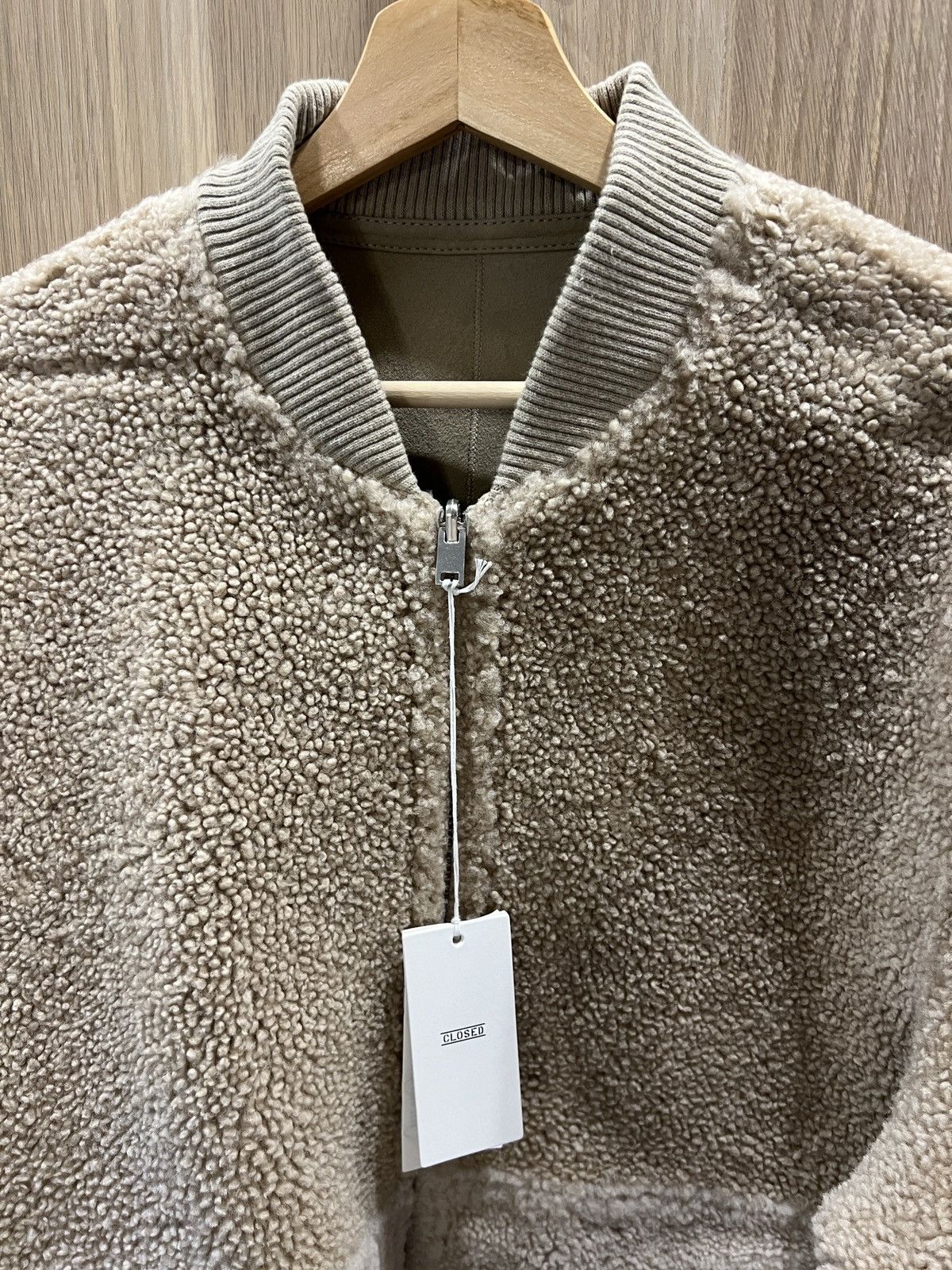 CLOSED Closed shearling lined suede bomber jacket with tags Size US L / EU 52-54 / 3 - 7 Thumbnail