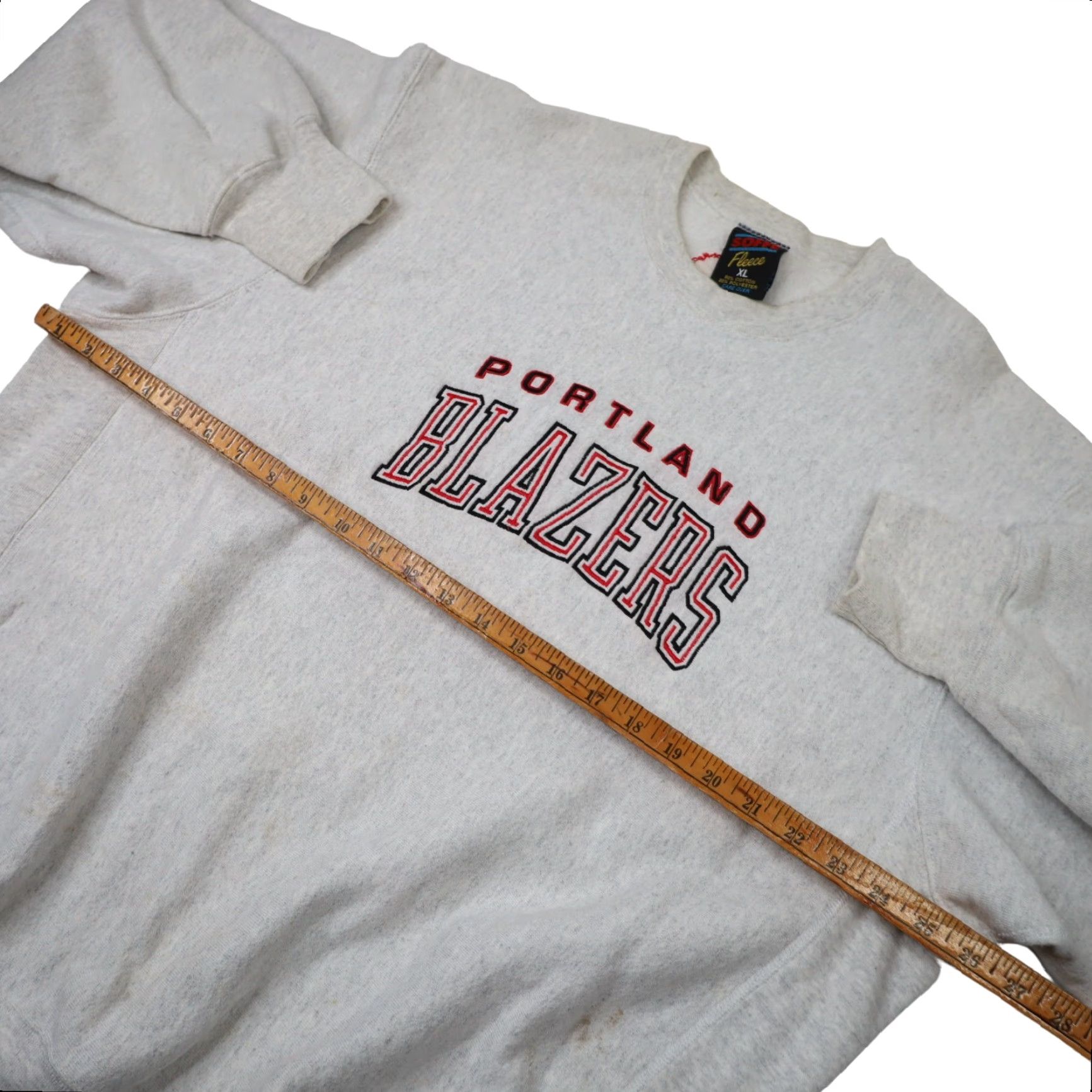 Vintage VINTAGE Portland Blazers Embroidered Spellout Sweatshirt Gray XL Mens Size US XL / EU 56 / 4 - 6 Thumbnail