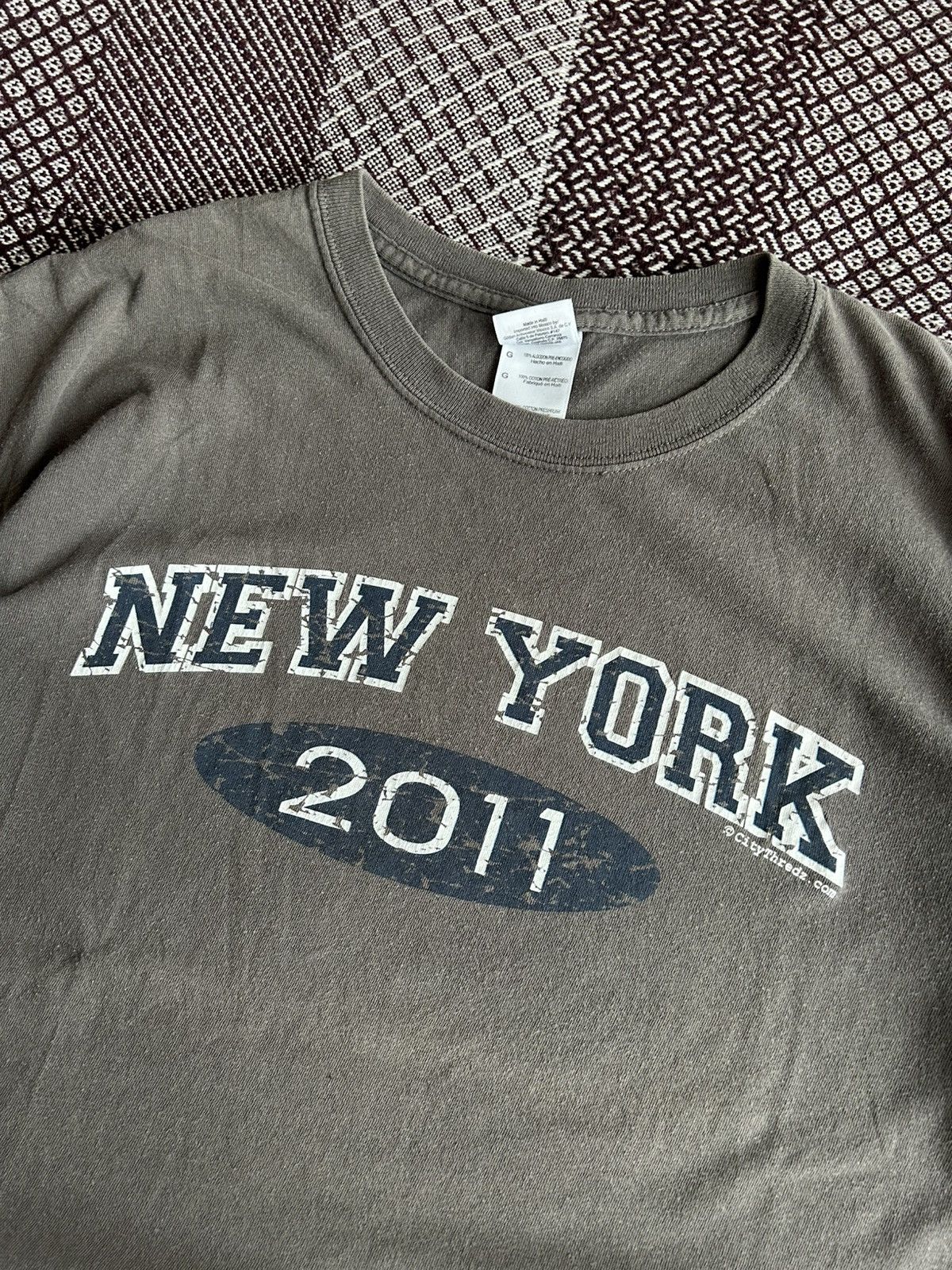 Gildan Vintage New York T-shirt Streetwear Unisex Size Large Faded Size US L / EU 52-54 / 3 - 3 Thumbnail