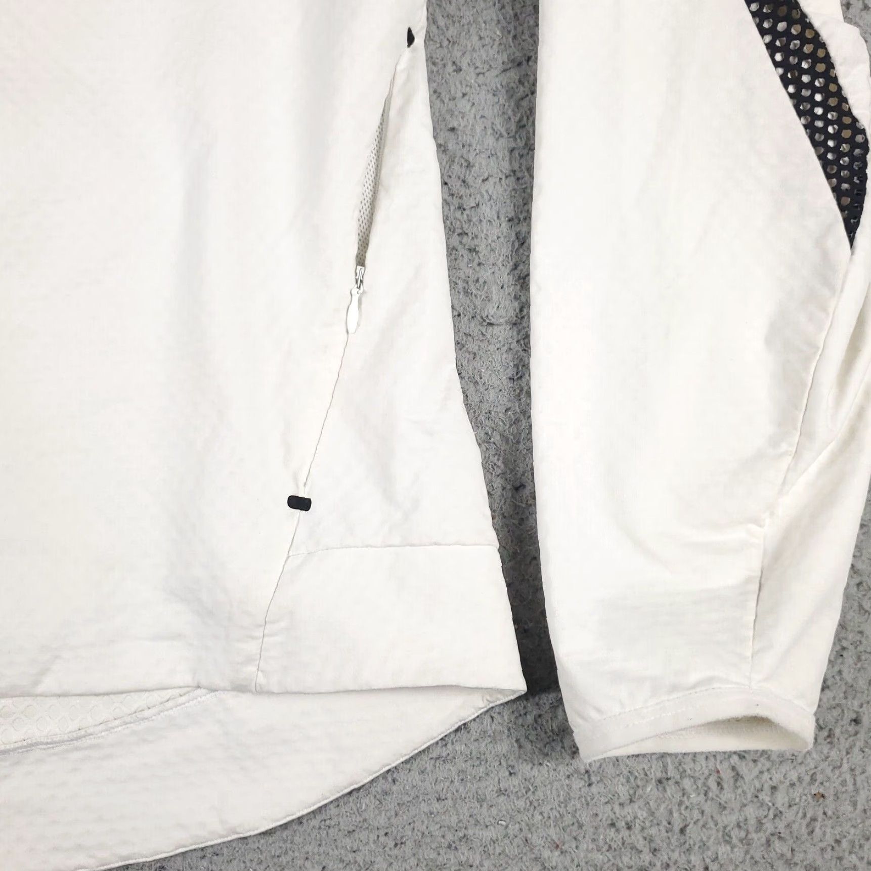 Nike Nike Windbreaker Jacket Womens Large Off-White Black Full Zip Activewear Size L / US 10 / IT 46 - 4 Thumbnail