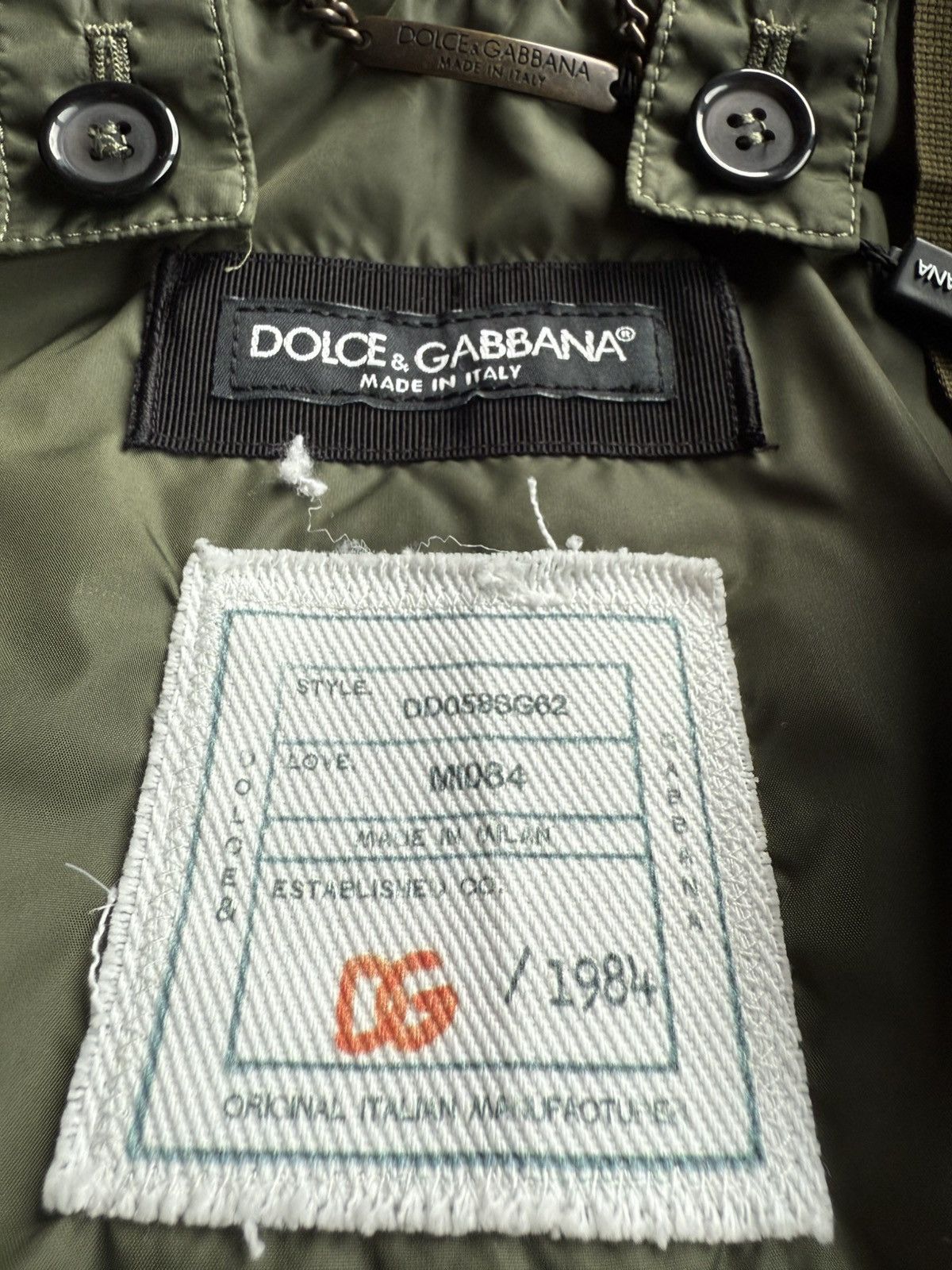 Dolce & Gabbana $2.3k Dolce & Gabbana D&G padded logo embroidered jacket M Size US M / EU 48-50 / 2 - 23 Thumbnail