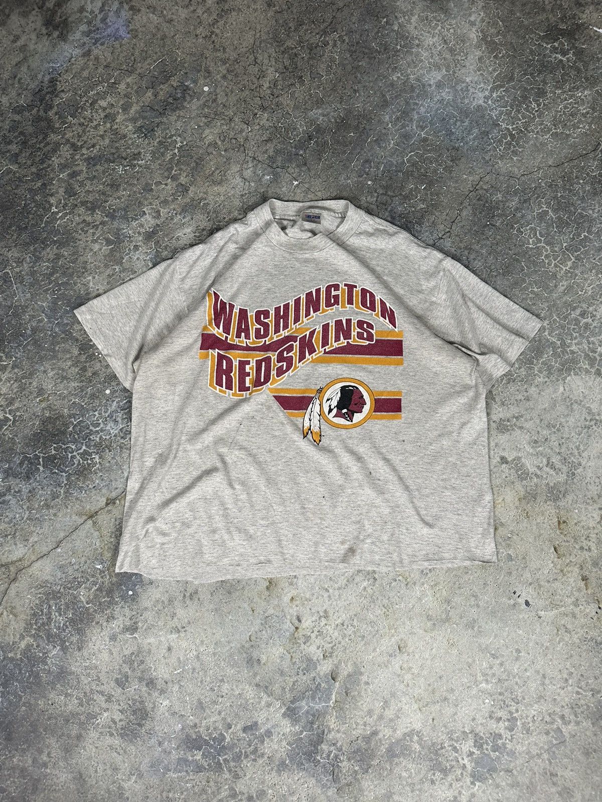 Vintage Vintage Cropped Washington Redskins Tee Size US L / EU 52-54 / 3 - 1 Thumbnail