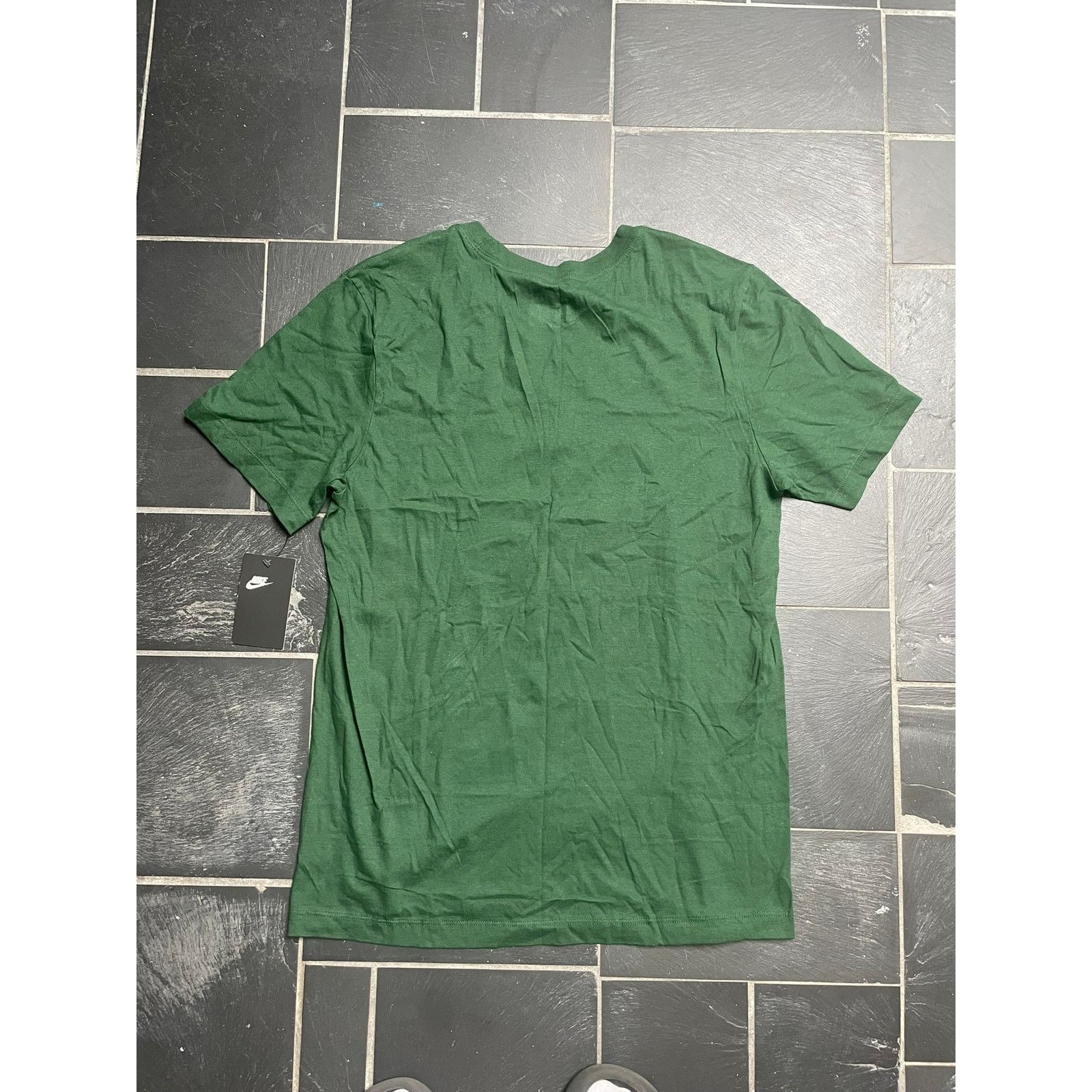 Nike NEW Nike Logo Tshirt Green White Size Medium MENS Size US M / EU 48-50 / 2 - 3 Thumbnail