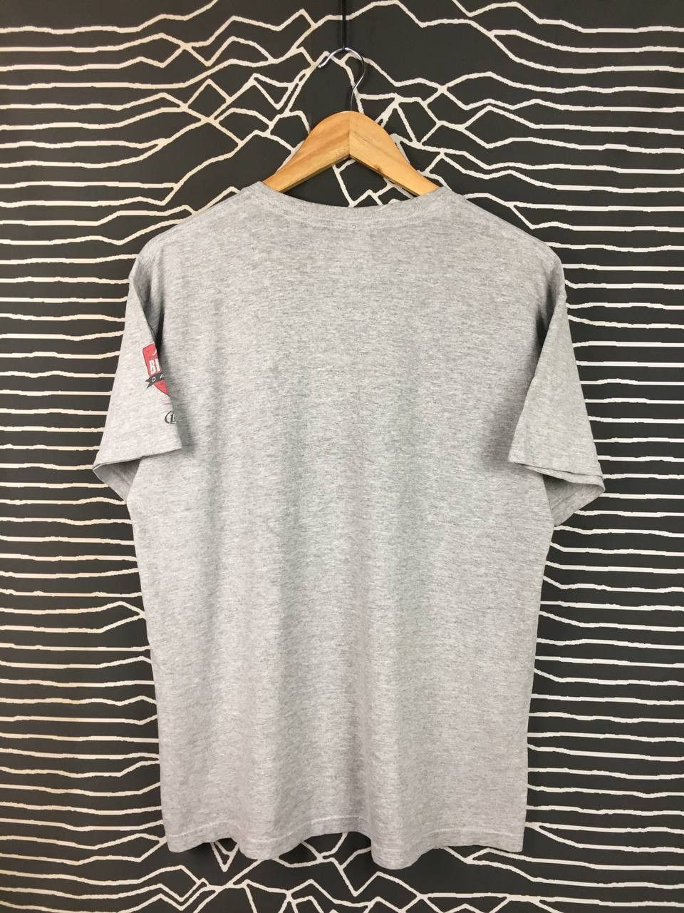 Vintage Bigger Dance Champion HKGM 950 Guam Radio Promo Tee Size US M / EU 48-50 / 2 - 12 Thumbnail
