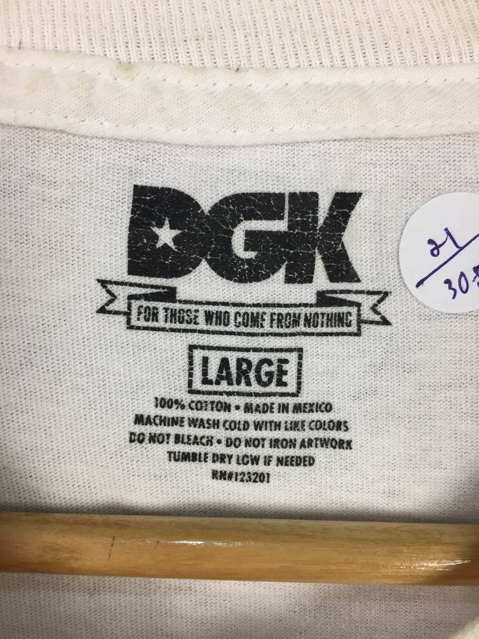 DGK × Vintage DGK Dirty Ghetto Kids Dollars & Sense Graphic Tee Size US L / EU 52-54 / 3 - 11 Thumbnail