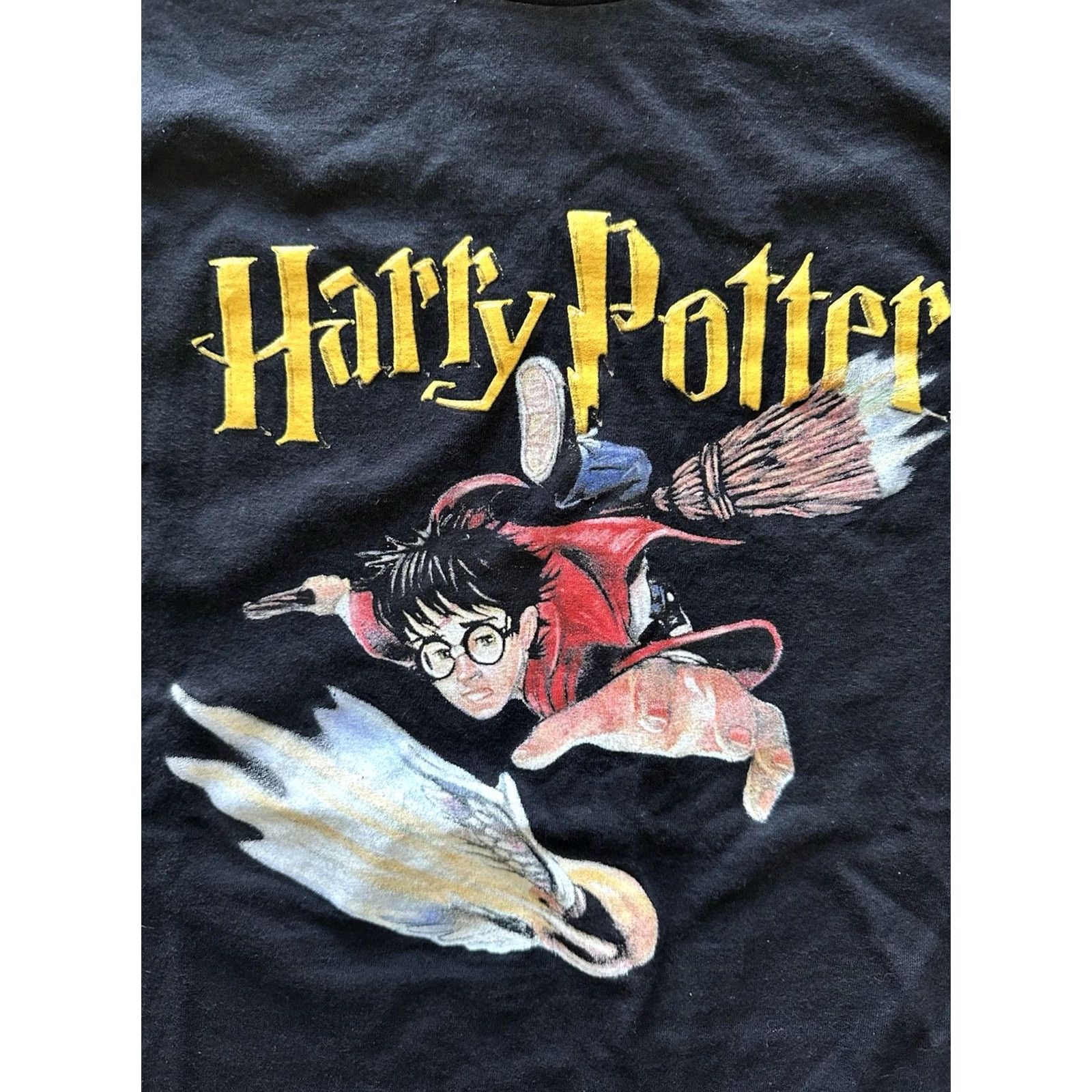 Vintage VINTAGE Harry Potter T-Shirt Black 2000s L Warner Bros. Crew Neck Short Sleeve The Sorcerers Book Art Promo Tee Mens Y2K 2000-2009 Size US L / EU 52-54 / 3 - 2 Thumbnail