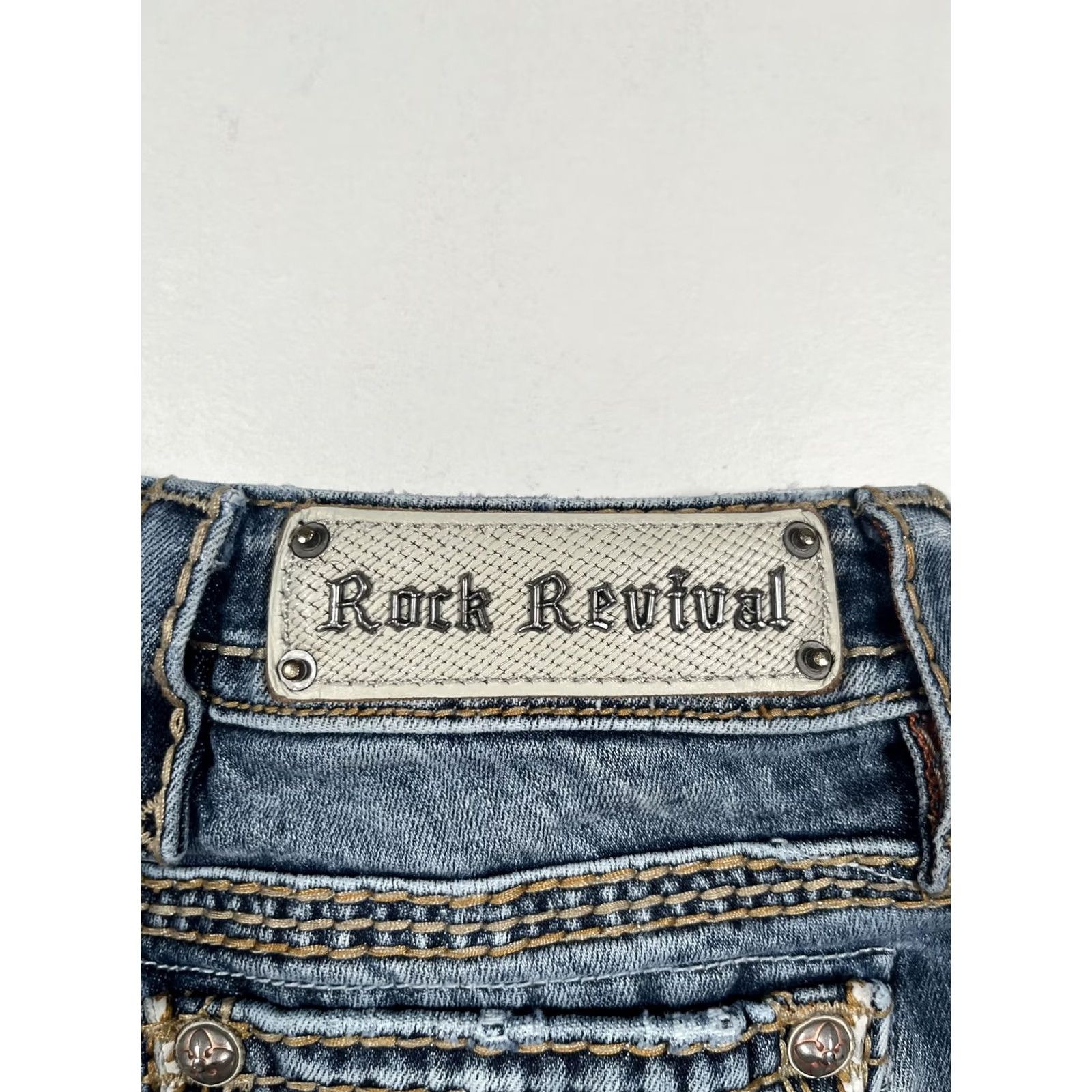 Vintage Rock Revival Jeans Womens 24 Blue Straight Distressed Embellished Flap Pockets Denim Medium Wash 32in Zip Mens? Wait. Size 42" / US 20 - 8 Thumbnail
