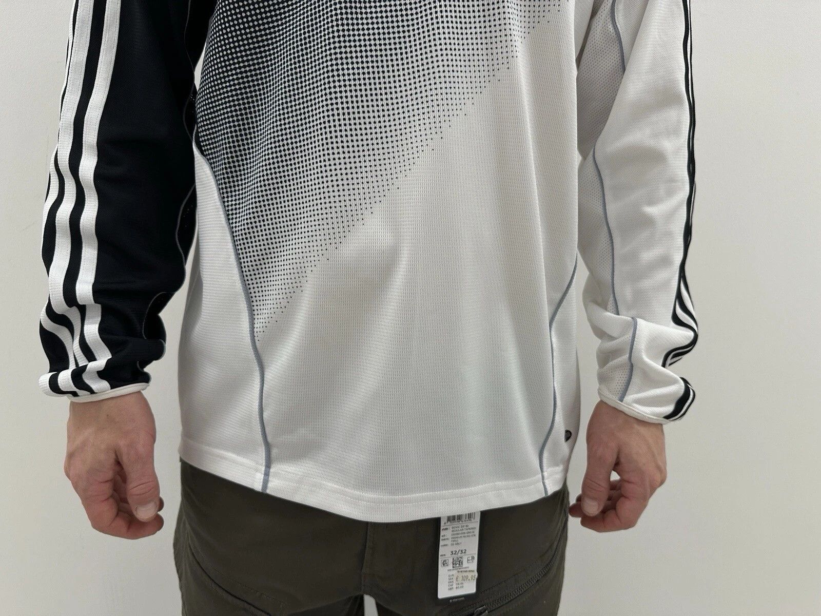 Adidas Vintage Adidas 2000s Jersey Long Sleeve Style Y2k Football Size US M / EU 48-50 / 2 - 4 Thumbnail