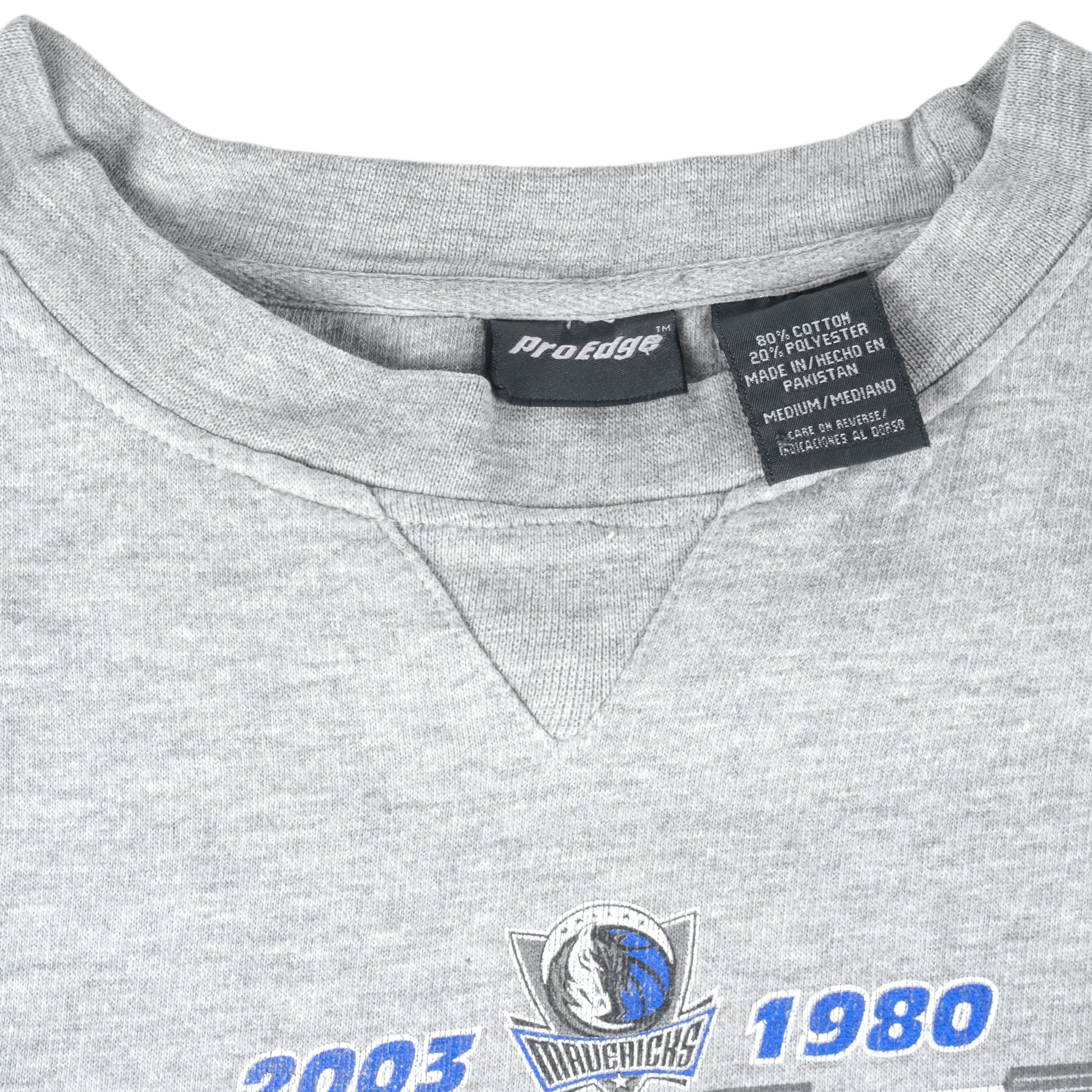 NBA Dallas Mavericks Crew Neck Sweatshirt 2003 Size US M / EU 48-50 / 2 - 4 Thumbnail