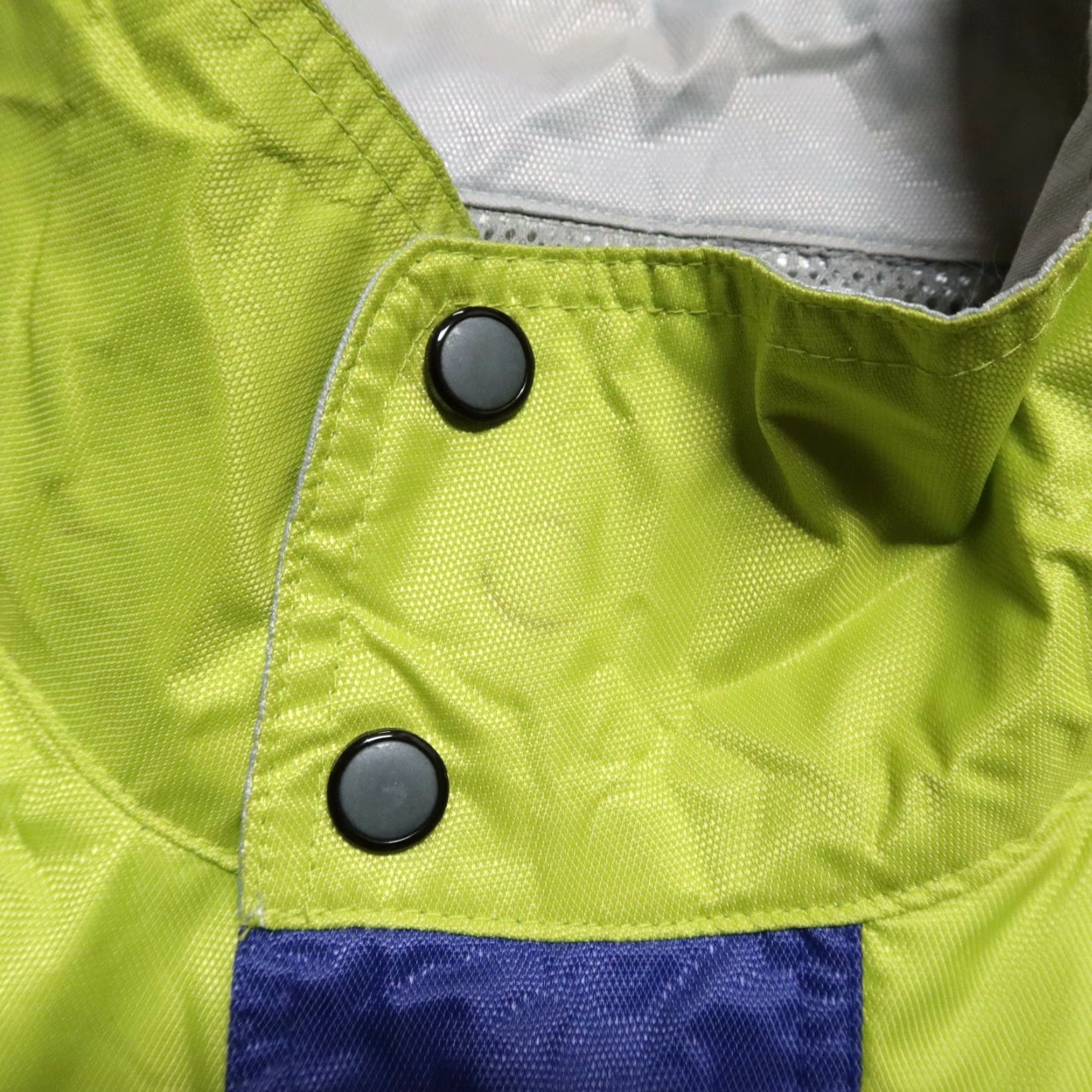 Vintage Vintage TWISM The World is Mine Nylon Jacket Mens XL Neon Green 90s Rap Hip Hop Shaquille O'Neal Jacket Size US XL / EU 56 / 4 - 4 Thumbnail