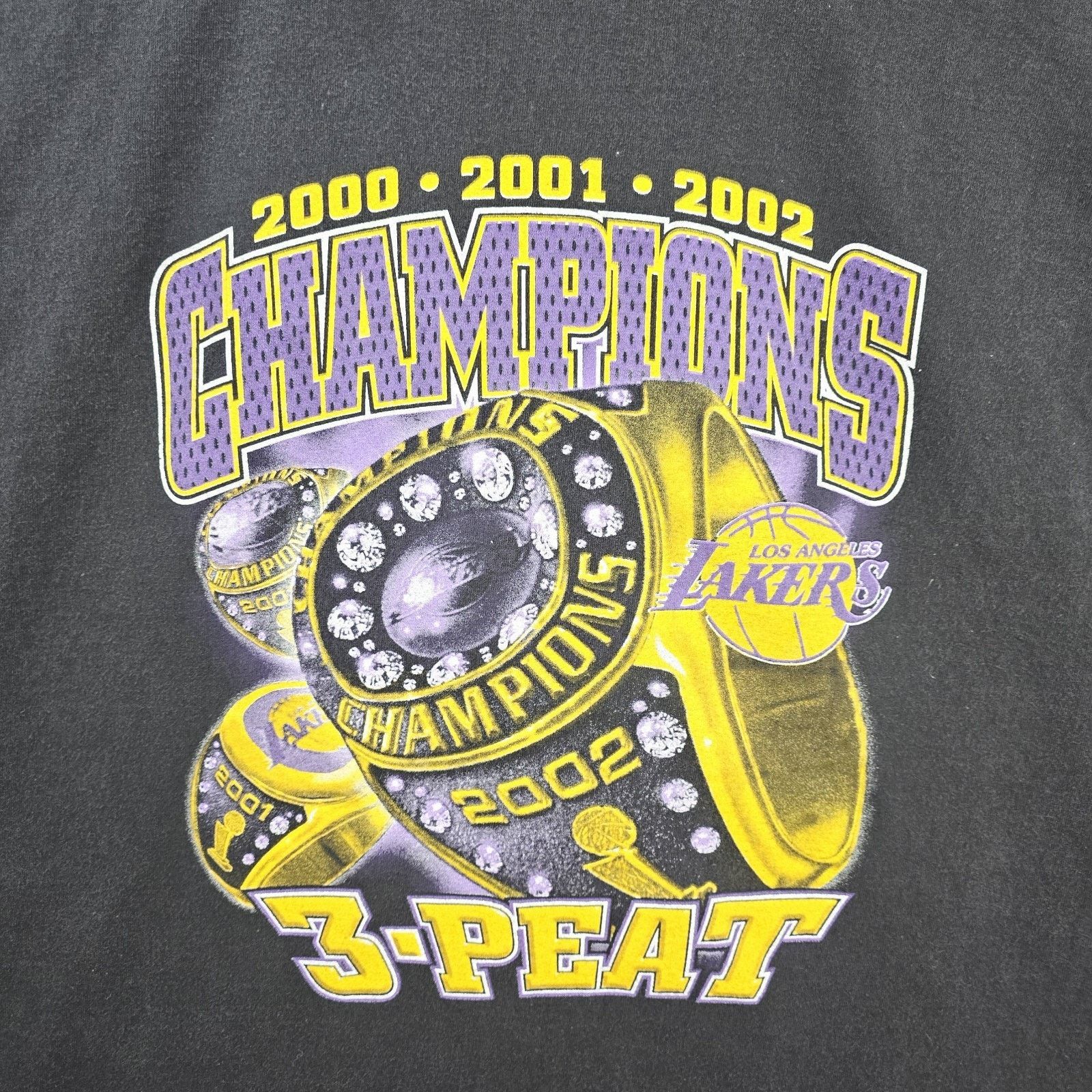 Alstyle Vintage Lakers 3-Peat Bling Bling Rings Shirt XXL Kobe Y2K Size US XXL / EU 58 / 5 - 3 Thumbnail