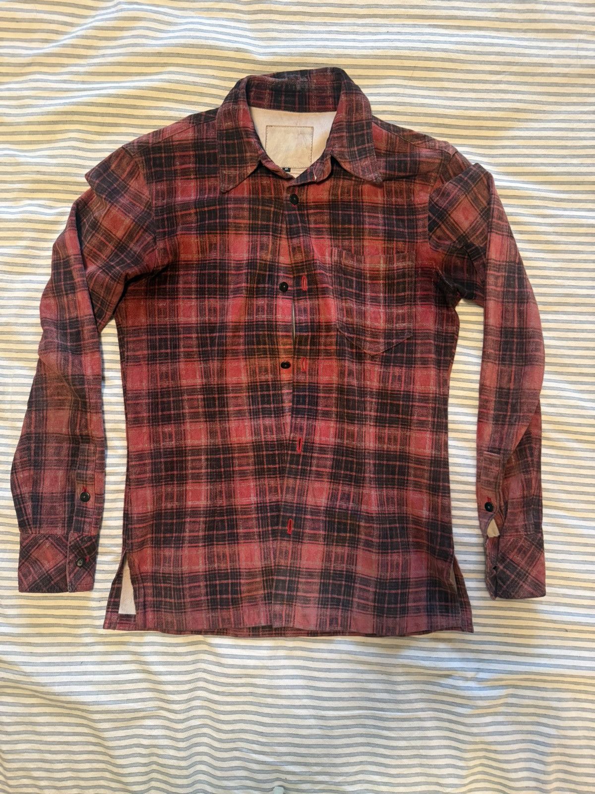 Isamu Katayama Backlash Isamu Katayama Backlash Red Pigskin Flannel Size US S / EU 44-46 / 1 - 1 Thumbnail