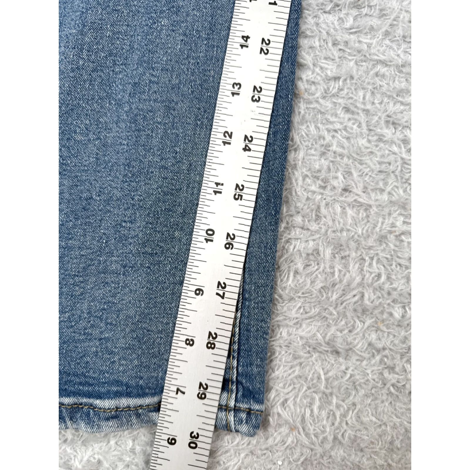 Vintage Jean Women 27 Blue Denim Flared High Rise Distressed Jeans 27x30 White? Size 27" / US 4 / IT 40 - 7 Thumbnail