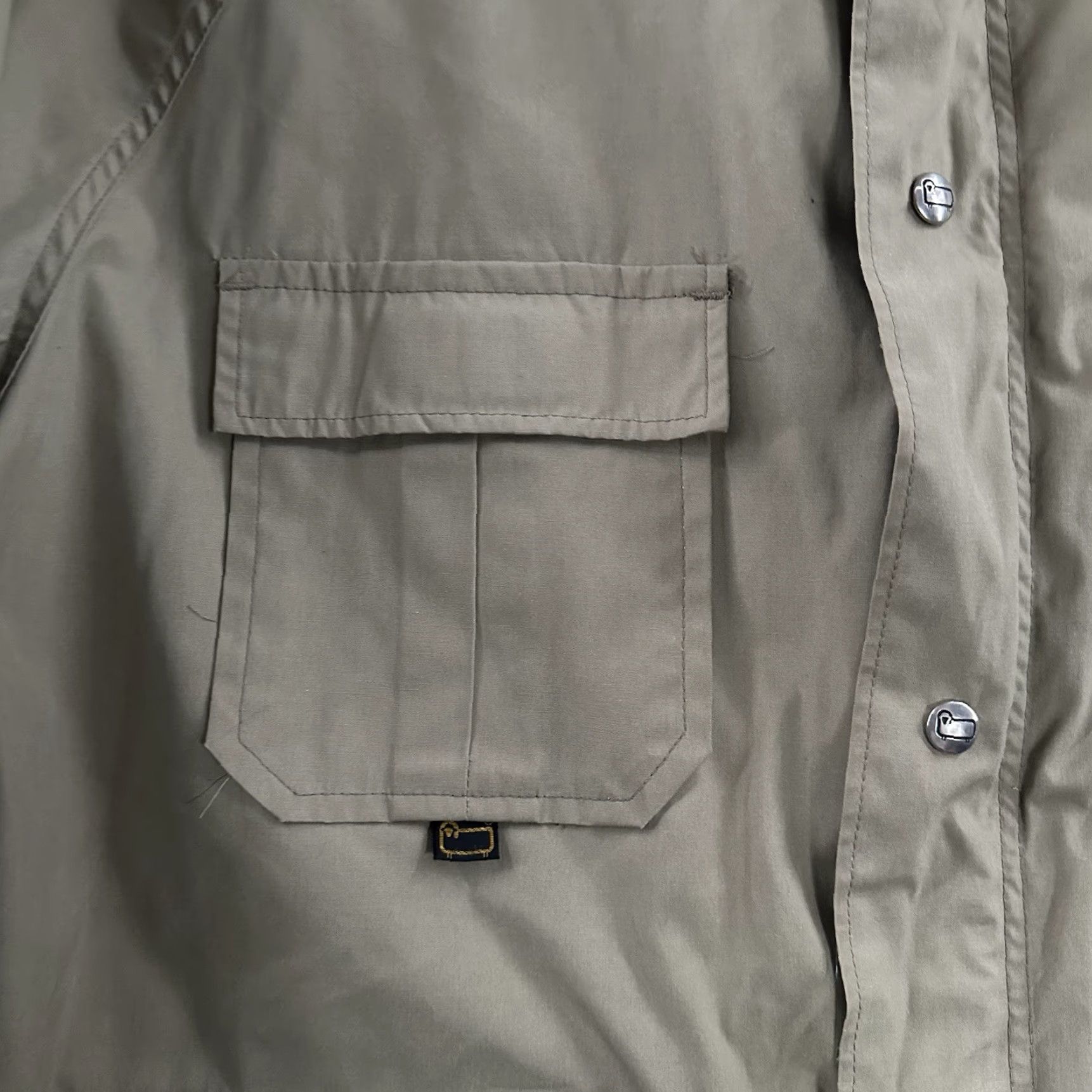 Vintage VINTAGE Woolrich Jacket Parka Mountain Tan Beige L Mens Large Woolrich Jacket Parka Beige L Mens Size US L / EU 52-54 / 3 - 5 Thumbnail
