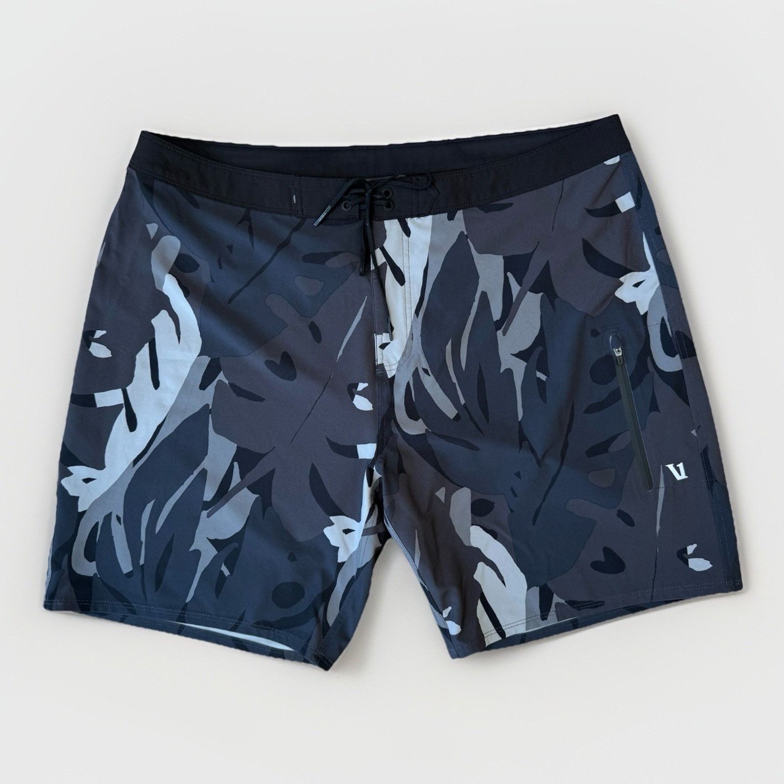 Vuori Vuori Infinity Board Shorts 38 Multicolor Camo Lightweight Size US 38 / EU 54 - 1 Thumbnail