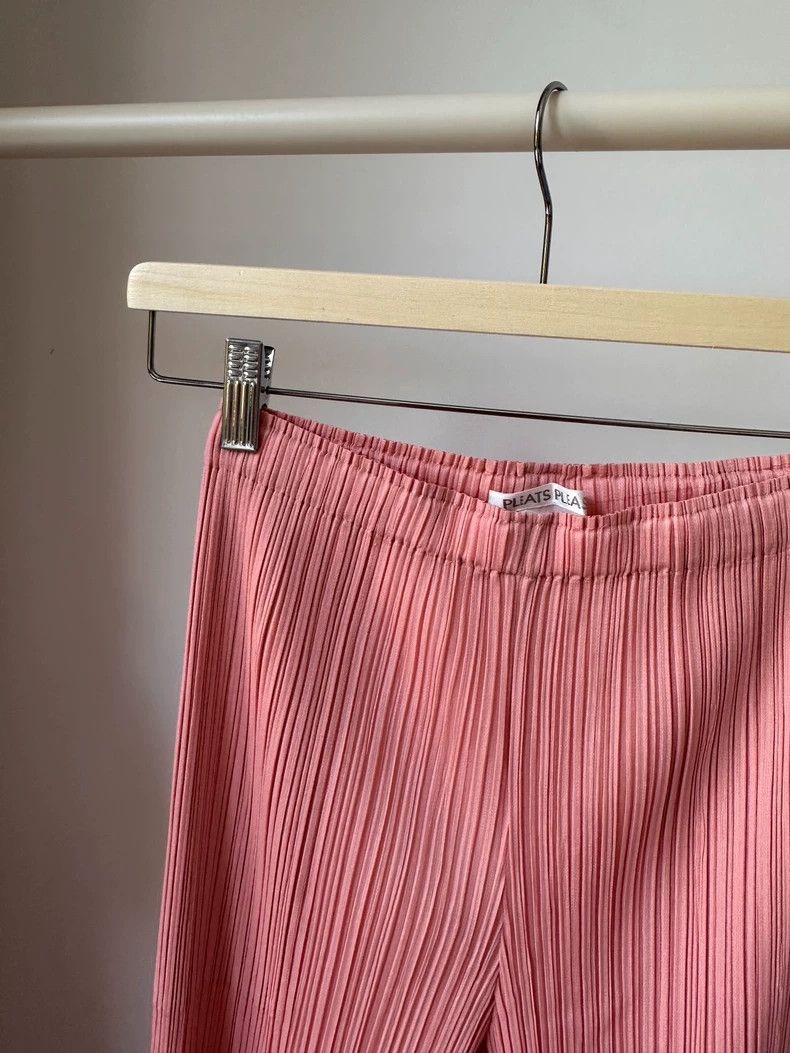 Issey Miyake Issey Miyake size:1 Pink pleated trousers Size 31" - 2 Thumbnail