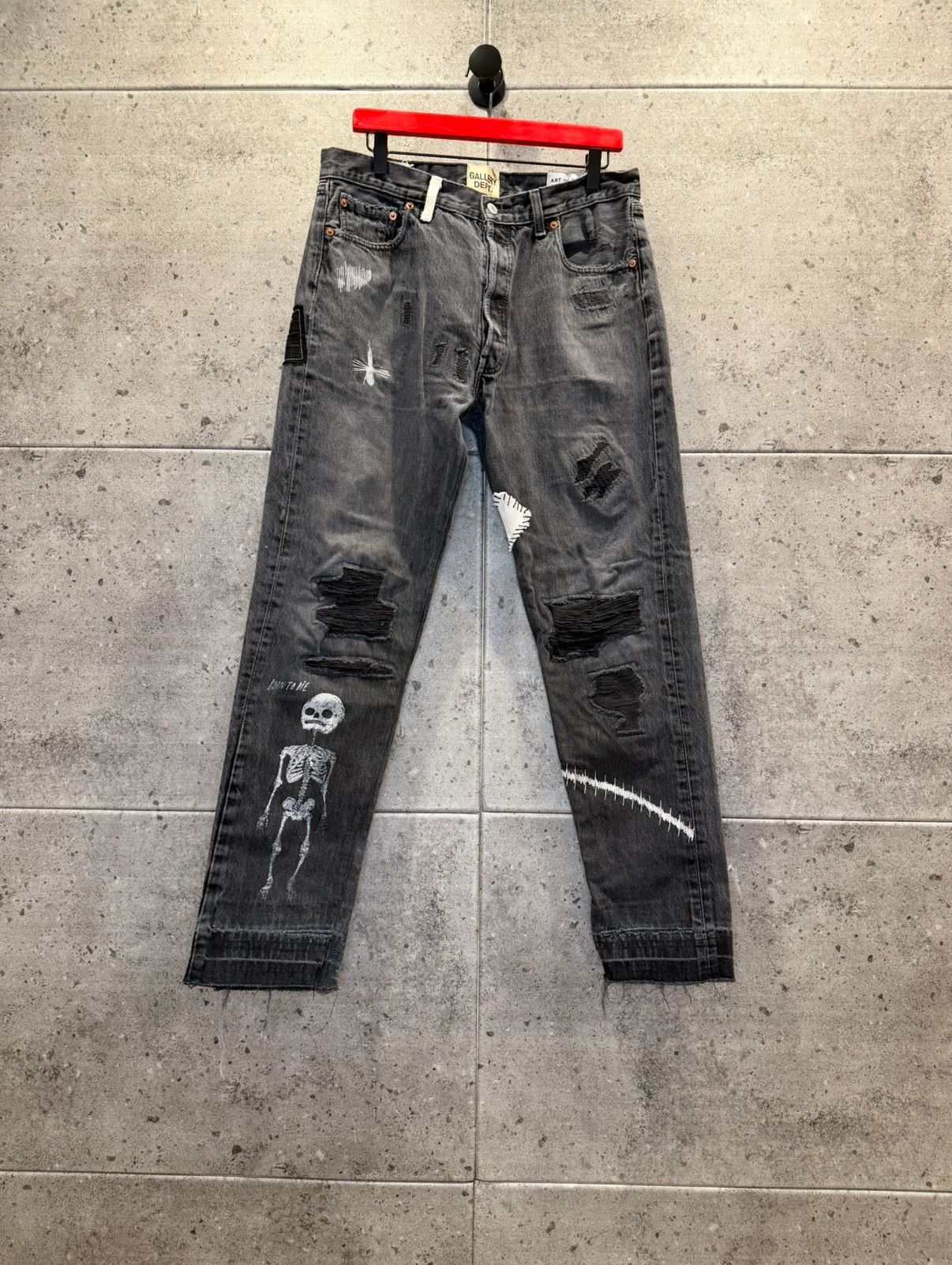 Gallery Dept. Gallery dept fuck face distressed denim Size US 33 - 1 Thumbnail