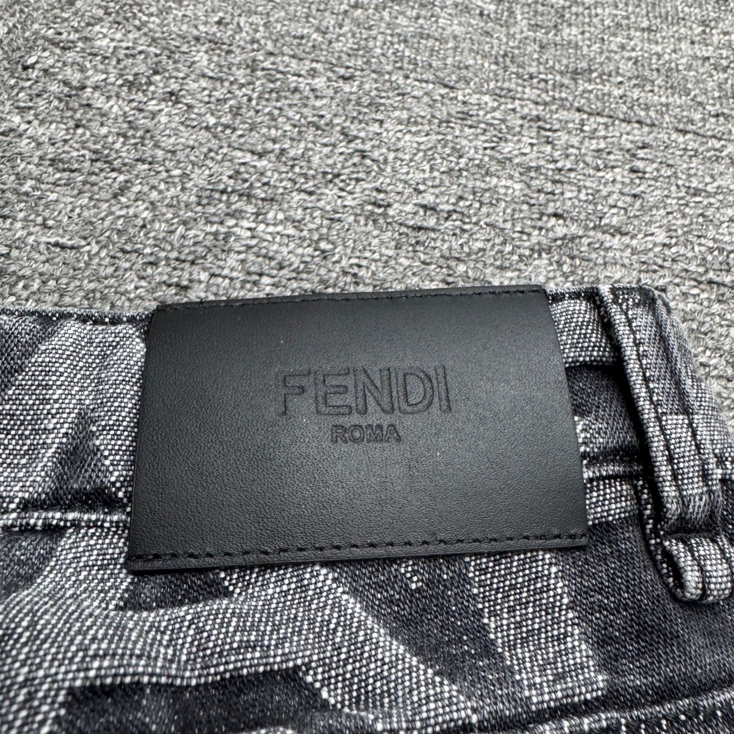 Fendi Fendi FF Logo All Over Jeans W33 99 New Size 25" / US 0 / IT 36 - 6 Thumbnail