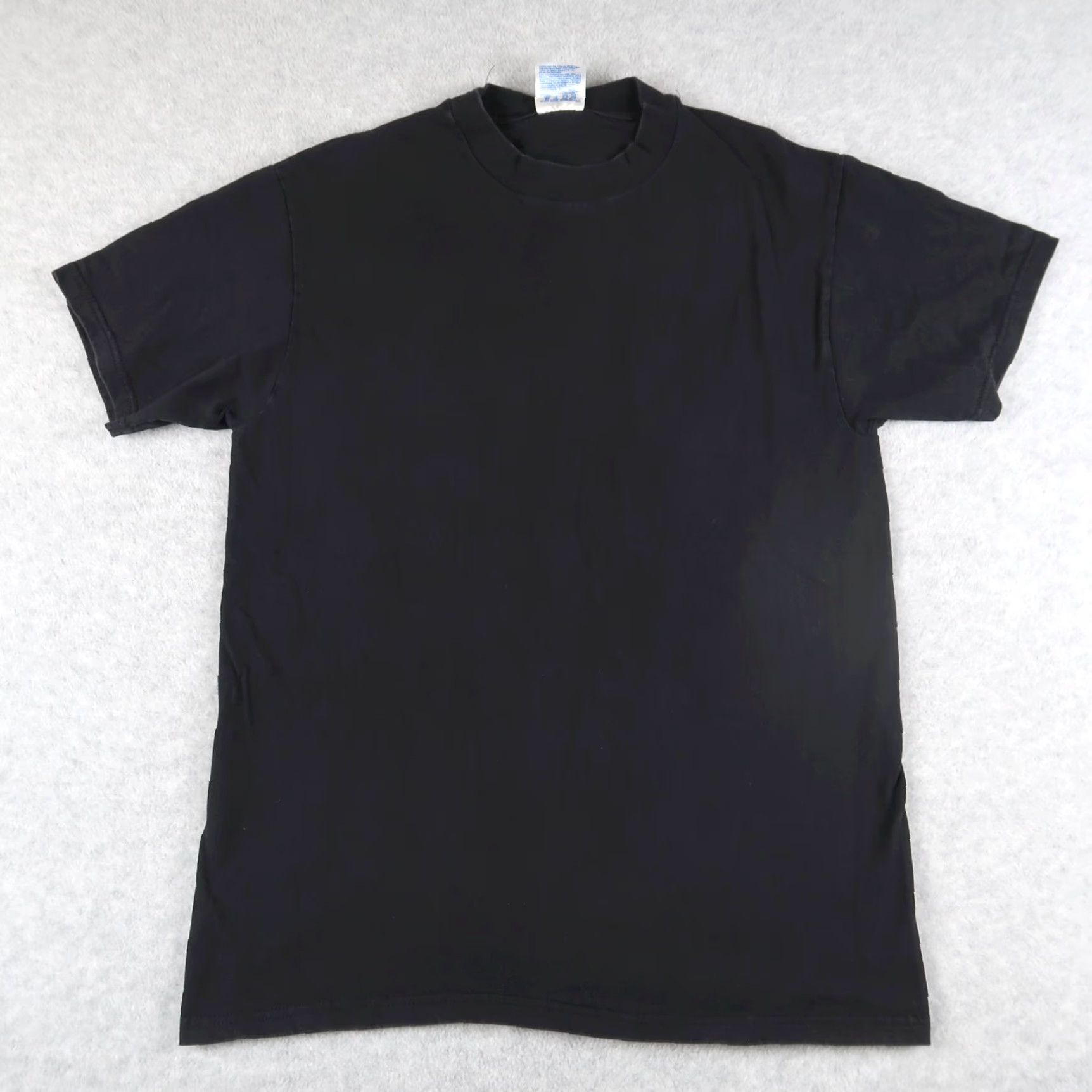 Hanes VINTAGE Hanes Y2K T-Shirt Women's M Medium Black Graphic Cotton Short Sleeve Classic Size M / US 6-8 / IT 42-44 - 2 Thumbnail