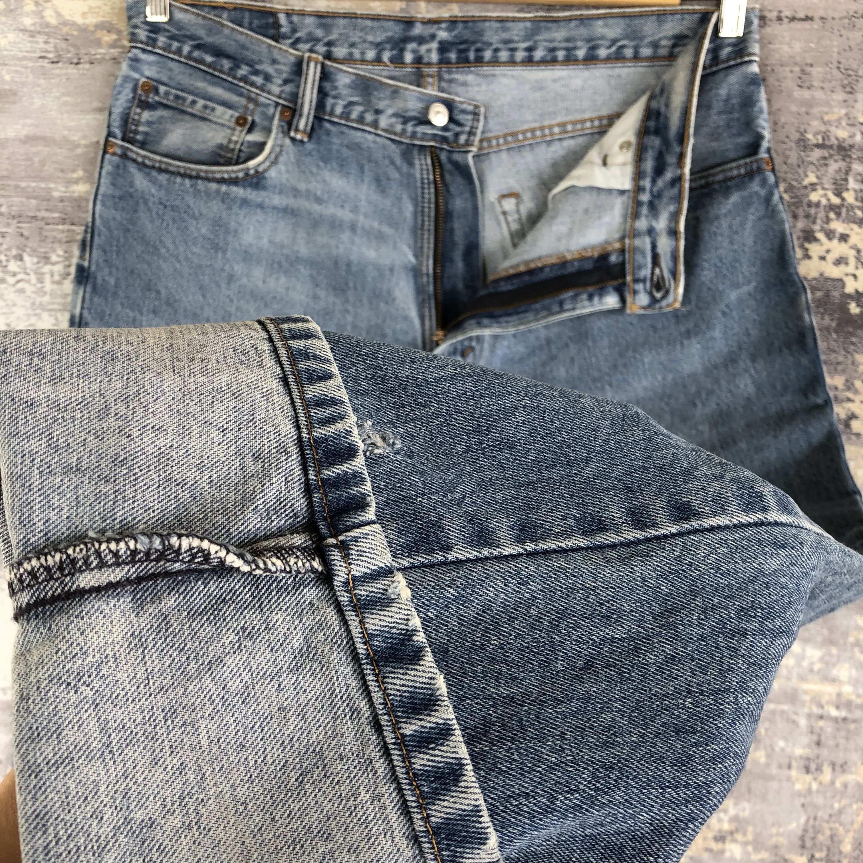 Levi's Vintage Levi's Faded Jeans Levis Light Wash Baggy Denim Size US 36 / EU 52 - 8 Thumbnail