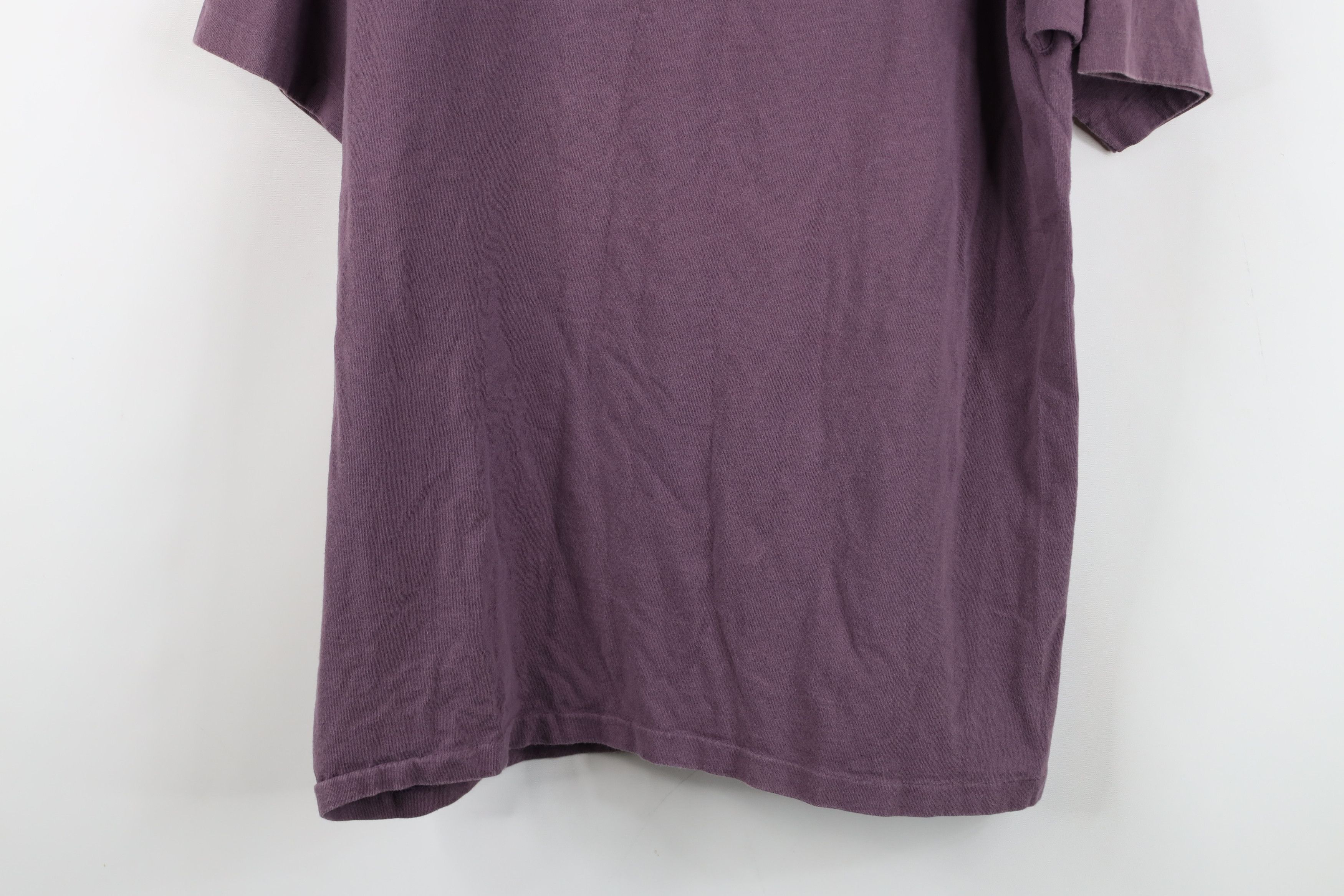 Vintage Vintage 90s Spell Out Taos Kokopelli Cave Art T-Shirt USA Size US L / EU 52-54 / 3 - 15 Thumbnail
