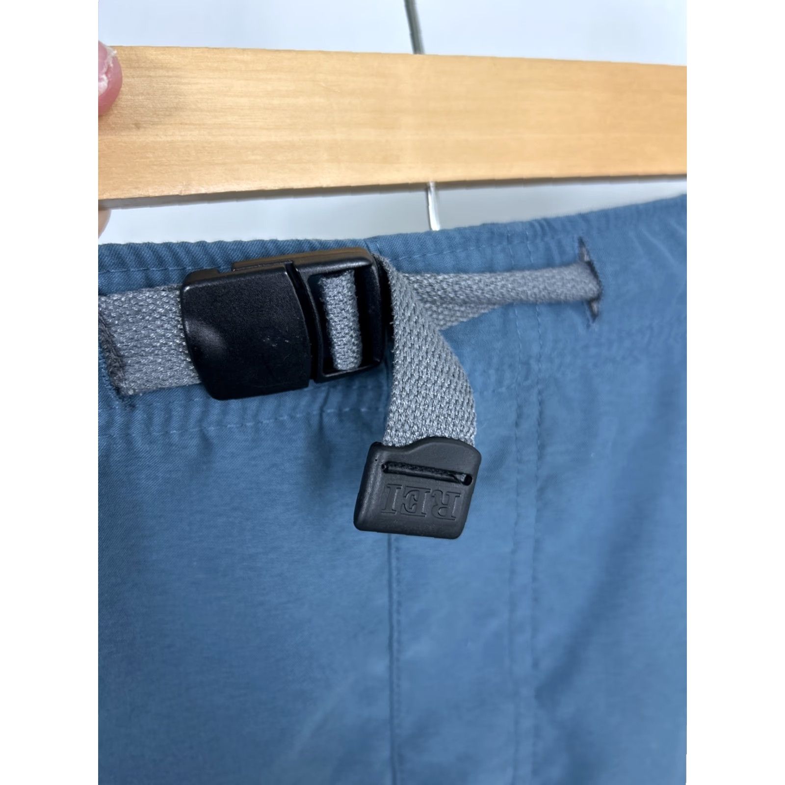 Vintage **Outdoor REI Men’s XL Blue Cargo Belted Shorts** User: Outdoor REI Men’s XL Blue Cargo Belted Shorts Size US 36 / EU 52 - 7 Thumbnail
