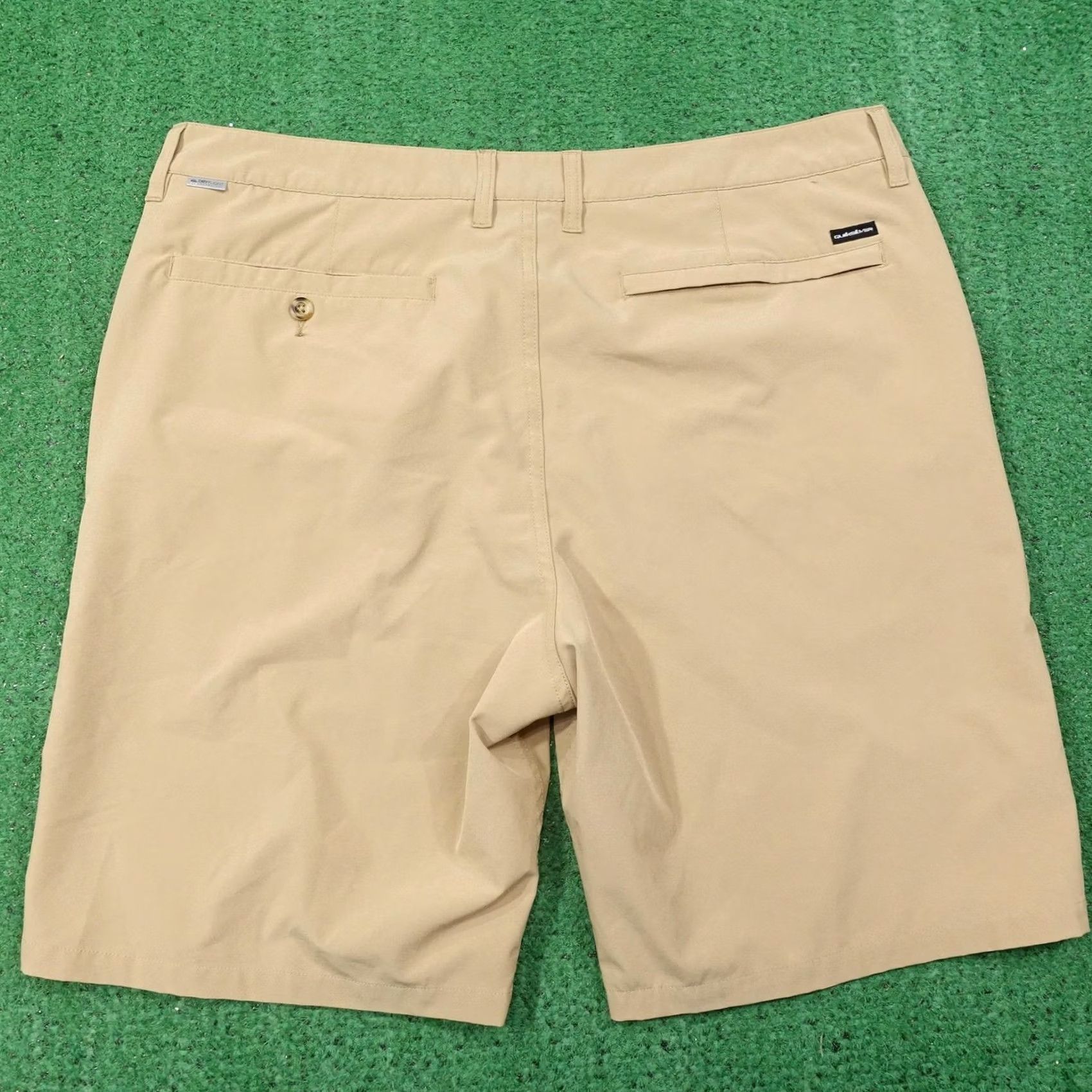 Quiksilver Quiksilver Shorts Mens 38 Beige Amphibian DryFlight Quick Dry 9 Inseam Chino Casual Travel Pocket Logo Mens Size US 38 / EU 54 - 3 Thumbnail