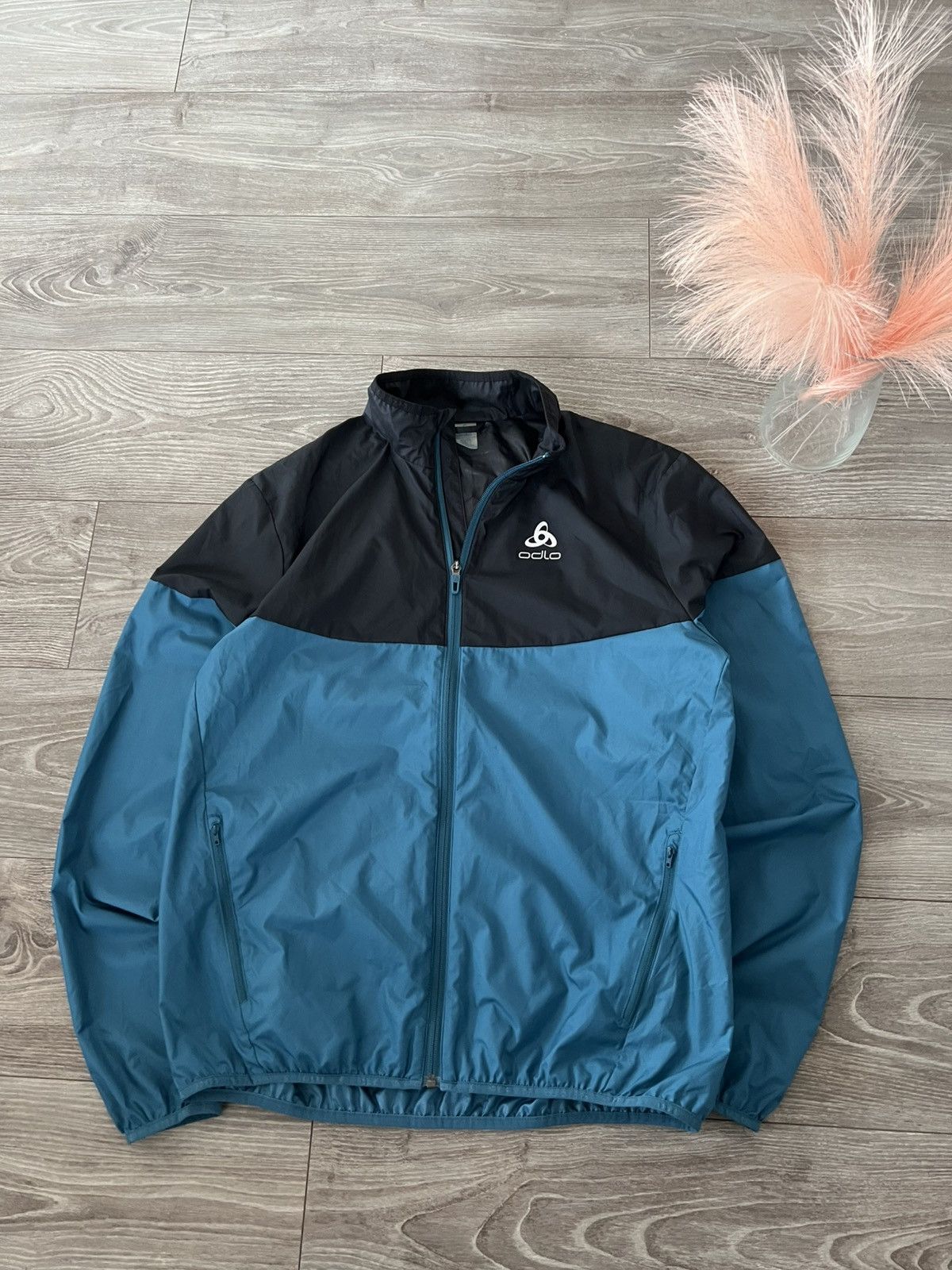 Japanese Brand × Odlo ODLO NEW COLLECTION POLYESTER RAIN RUN JACKET‼️ Size US L / EU 52-54 / 3 - 5 Thumbnail
