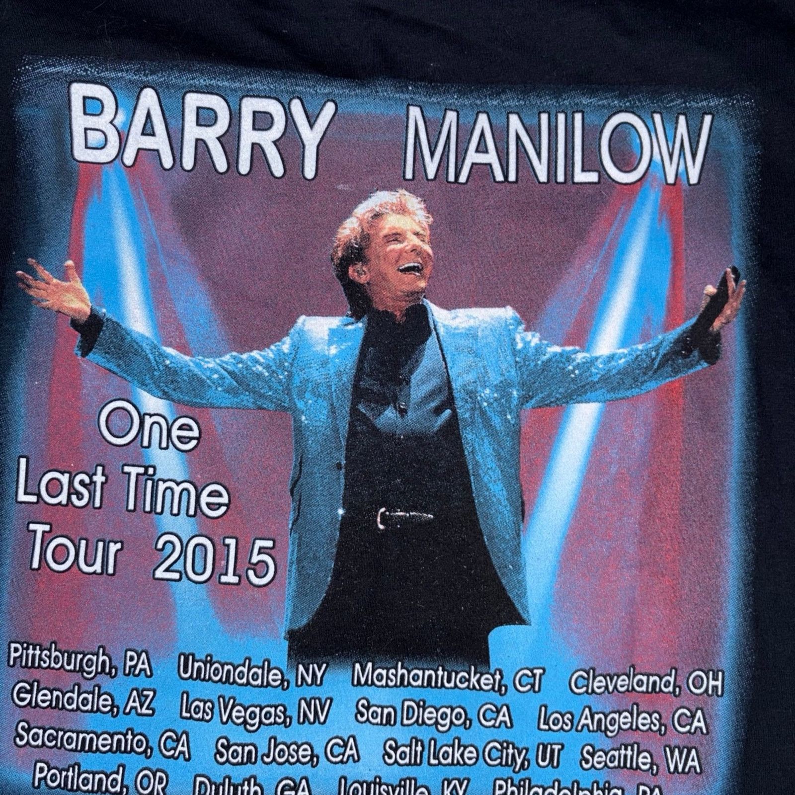 Gildan Barry Manilow one last time tour shirt 2015 size large Size US L / EU 52-54 / 3 - 5 Thumbnail