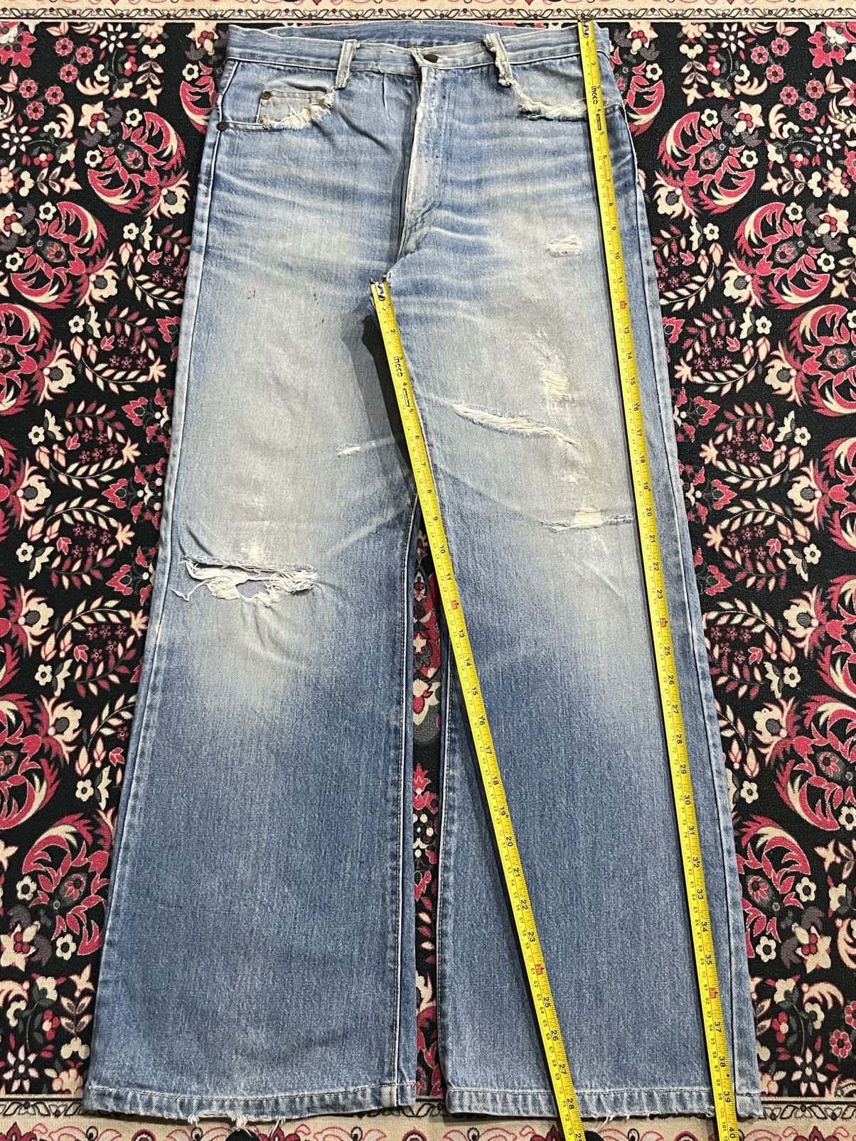 Vintage Vintage Unbranded Light Blue Faded Washed Ripped Flare Jeans Size US 29 - 10 Thumbnail