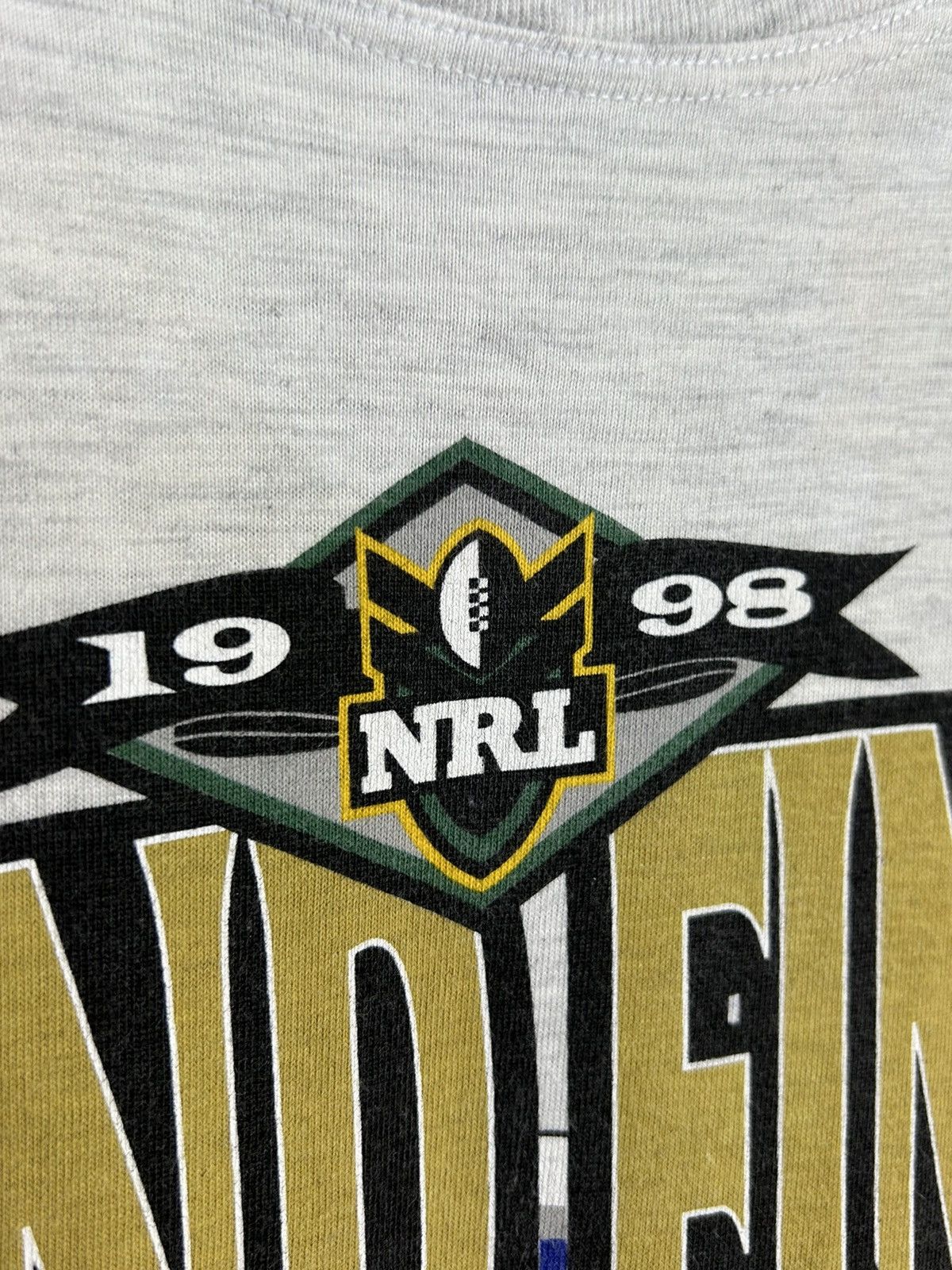 Vintage 90s Vintage NRL 1998 Grand Final Bulldogs Assault T-Shirt Size US XL / EU 56 / 4 - 3 Thumbnail