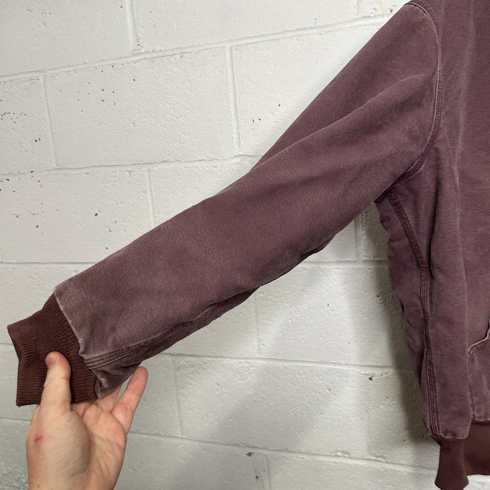 Carhartt Vintage Carhartt Quilted Active Jacket “Deep Plum” WJ130 DPM Size L / US 10 / IT 46 - 4 Thumbnail