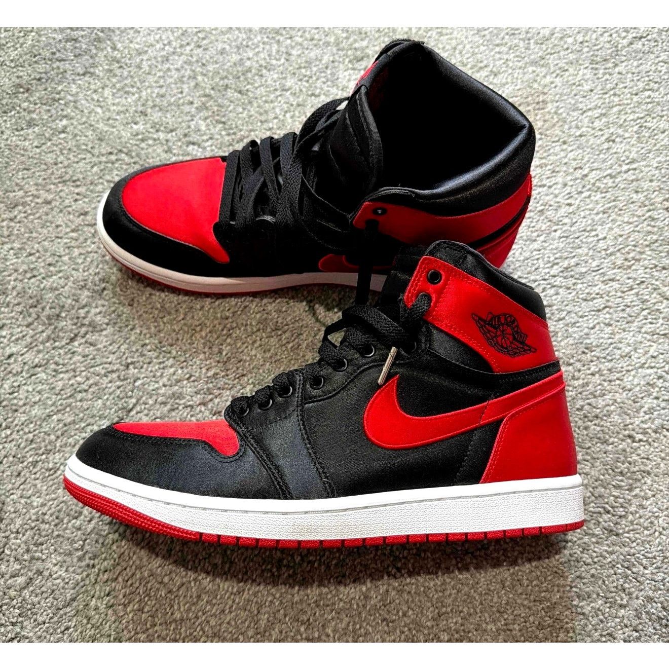 Jordan Brand Womens Air Jordan 1 Retro Satin Bred FD4810-061 Size 12W Size US 12 / IT 42 - 3 Thumbnail